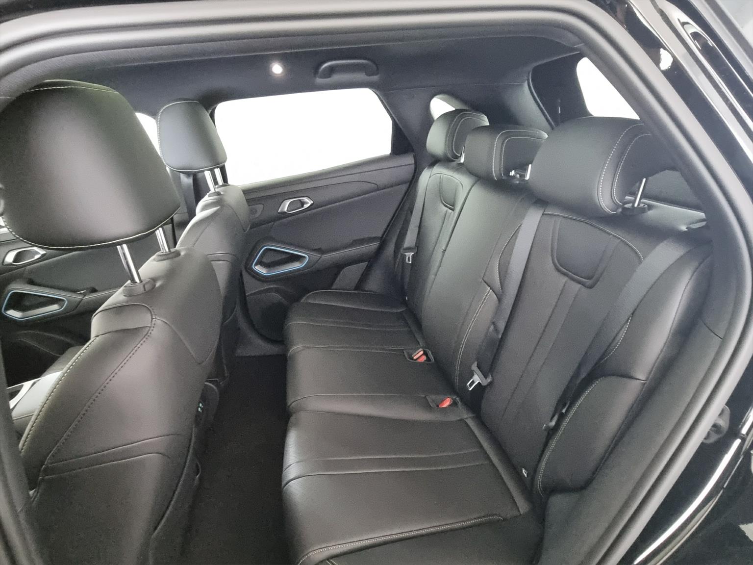 BYD Atto 2 Comfort FWD 64KWh-image-6
