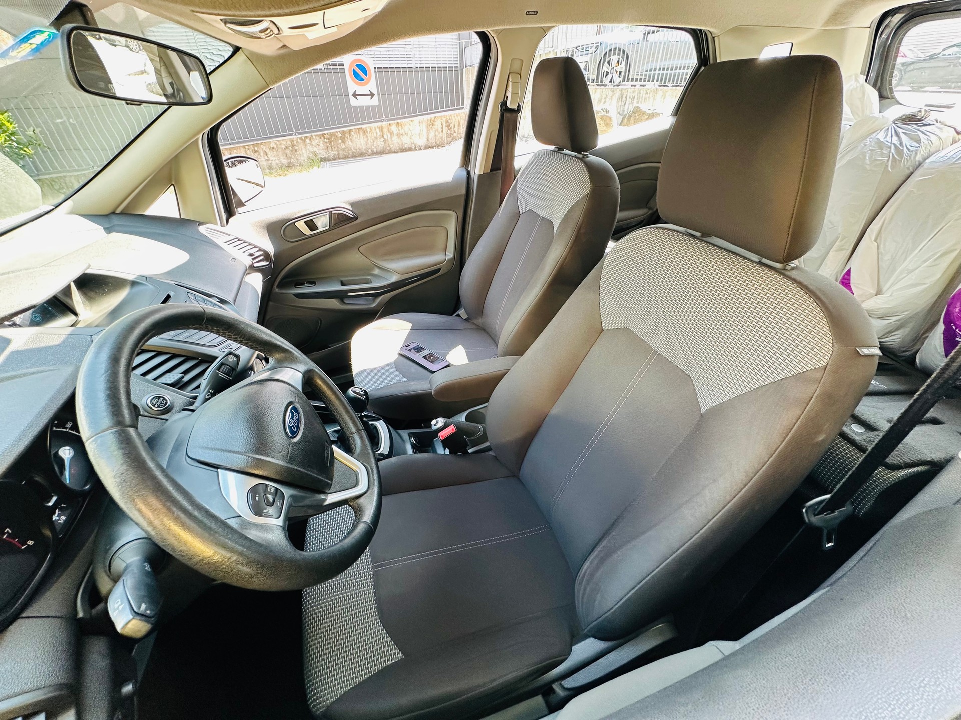 FORD EcoSport 1.0 SCTi Titanium-image-5