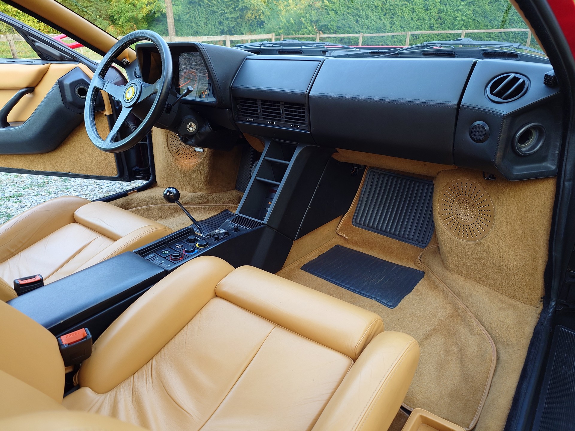 FERRARI Testarossa-image-13
