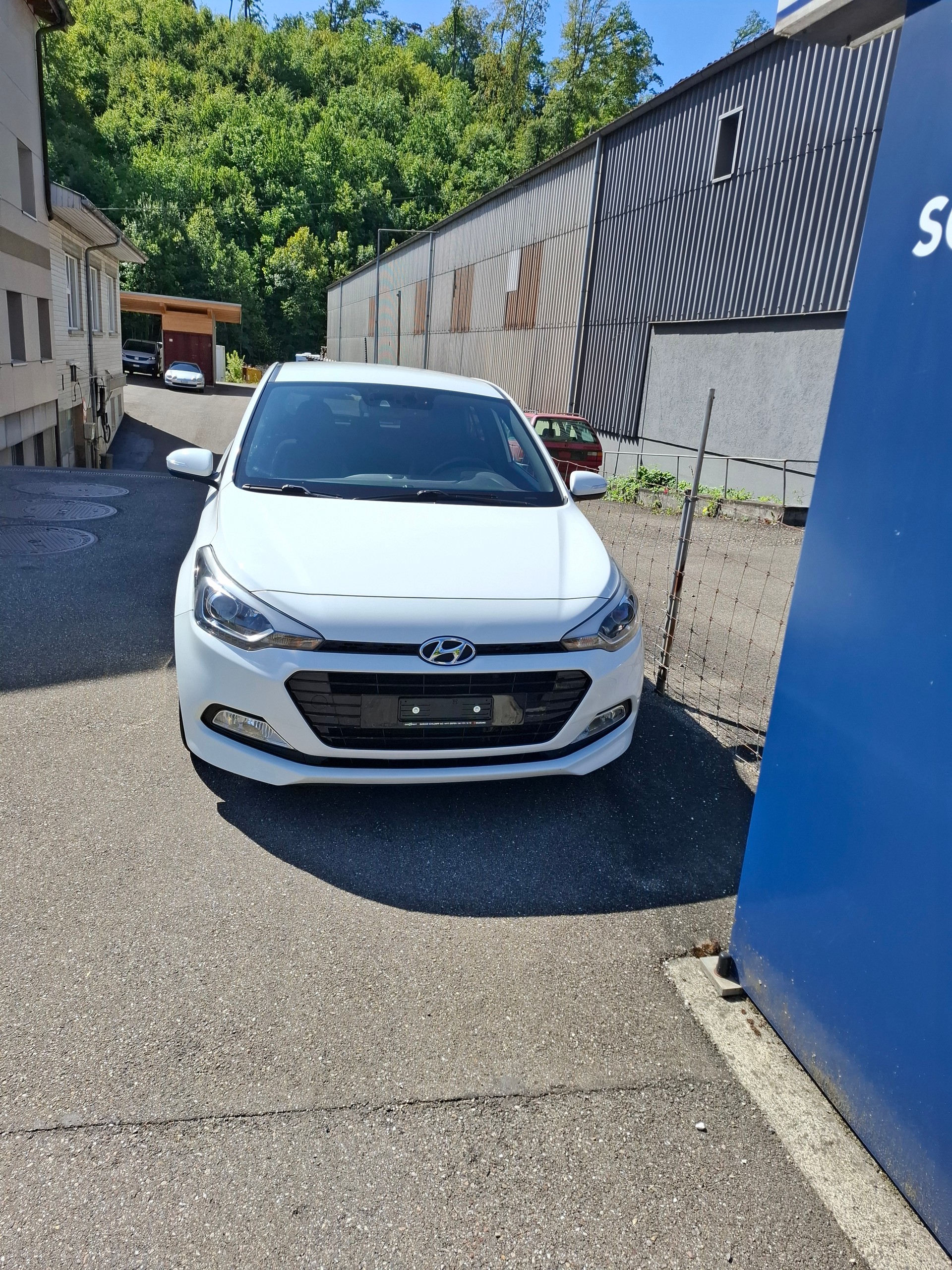 HYUNDAI i20 1.0 T-GDi Amplia-image-0