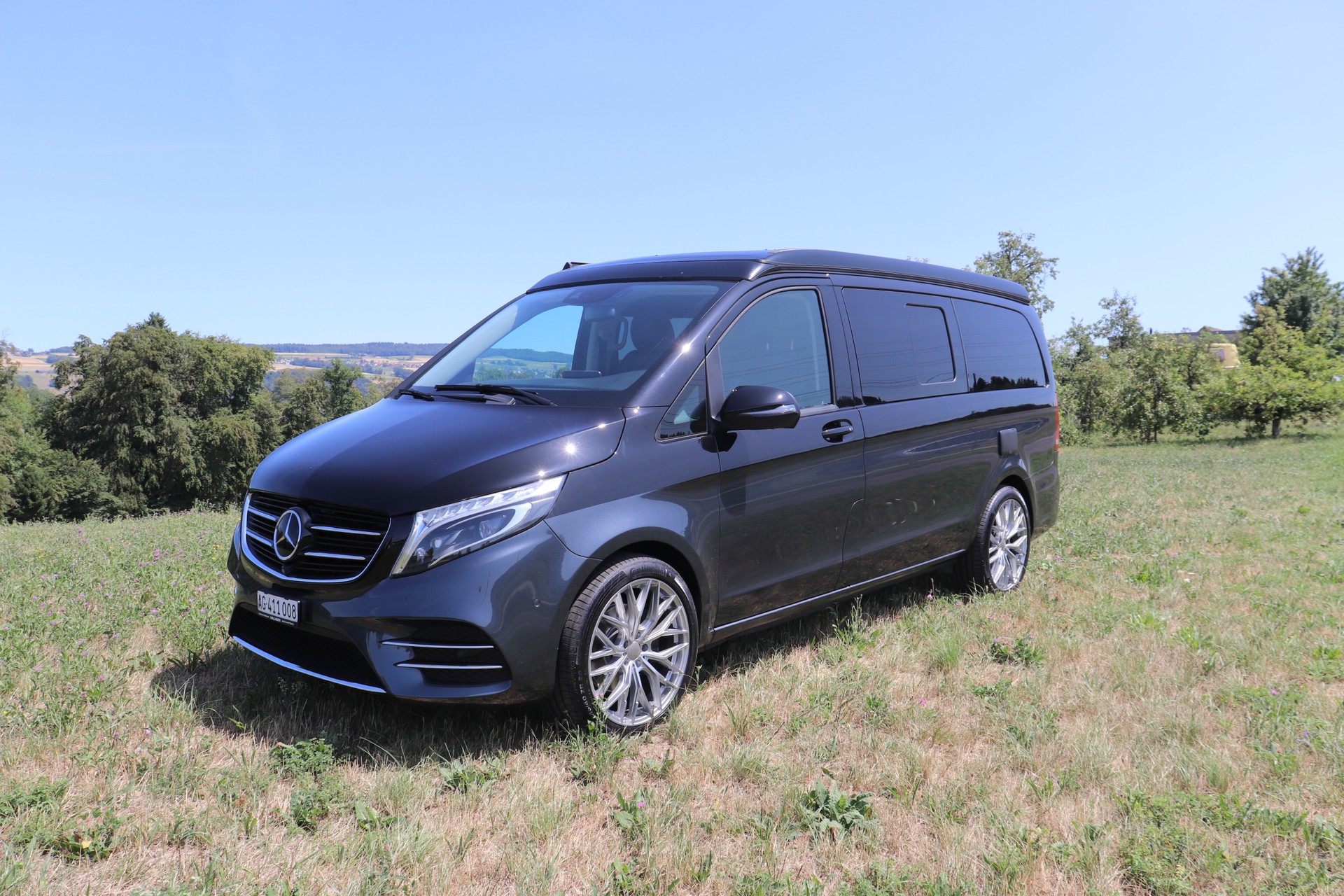 MERCEDES-BENZ 250 d 4matic-image-0