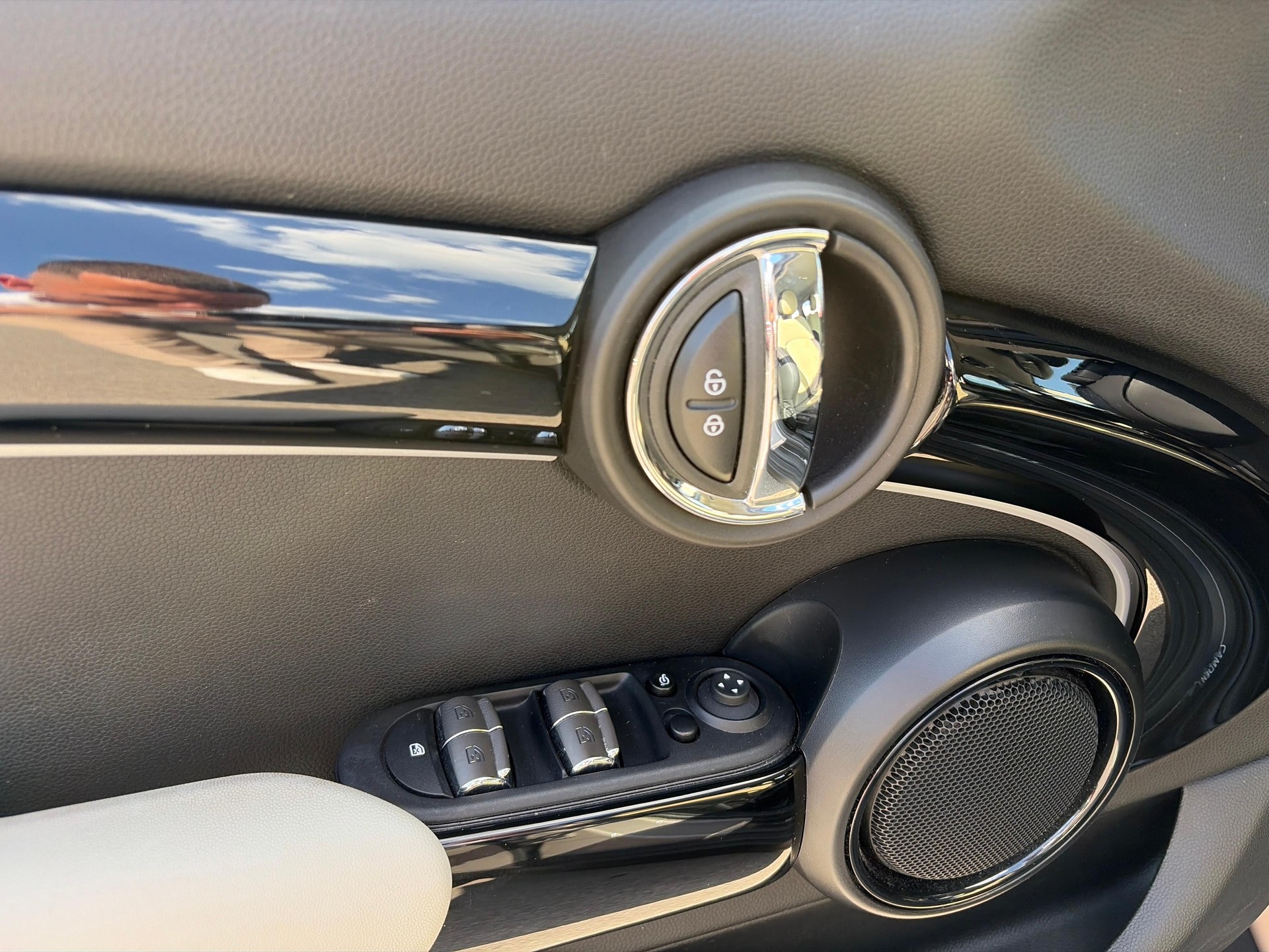 MINI F55 1.5i Cooper Classic Trim-image-10