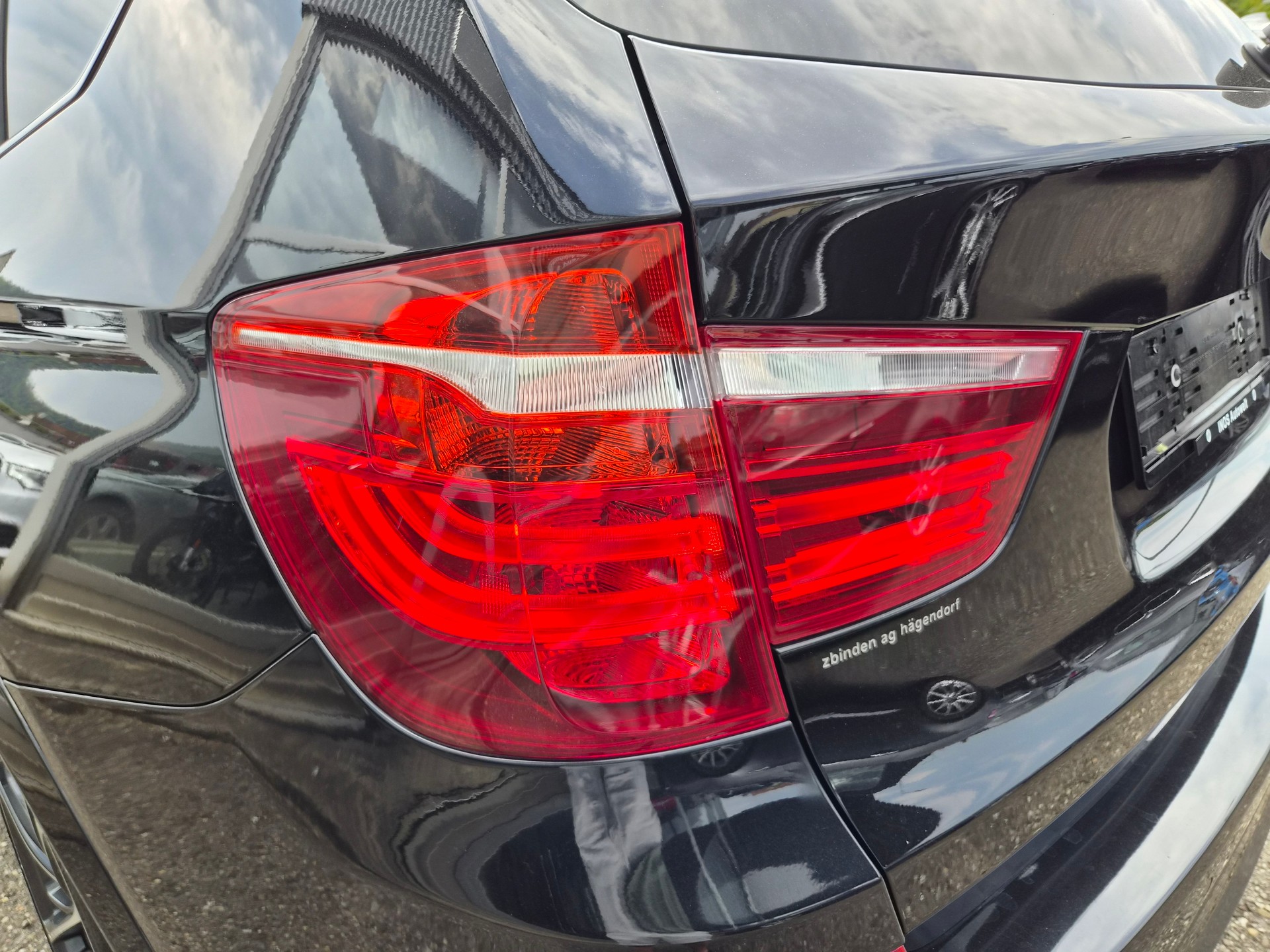 BMW X3 xDrive 20d M-Sport Steptronic-image-24