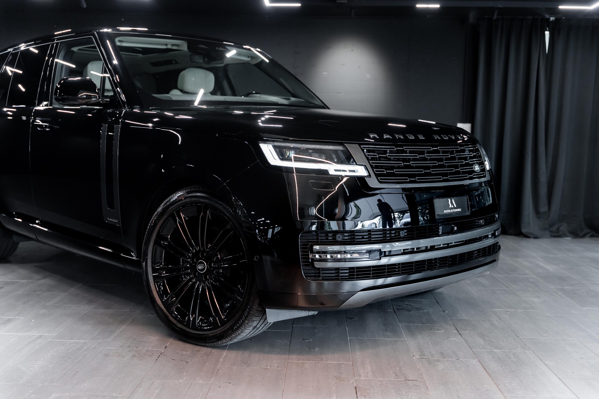 LAND ROVER Range Rover D350 3.0D I6 MHEV Autobiography Automatic-image-1