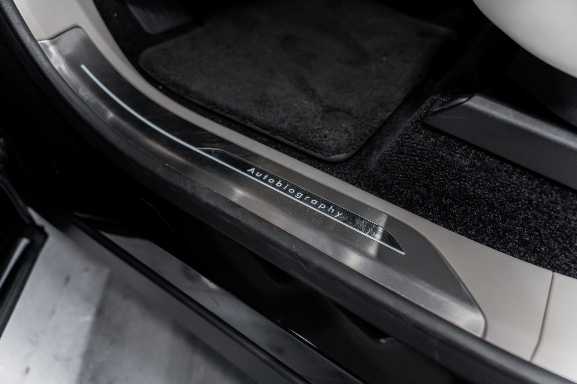 LAND ROVER Range Rover D350 3.0D I6 MHEV Autobiography Automatic-image-15