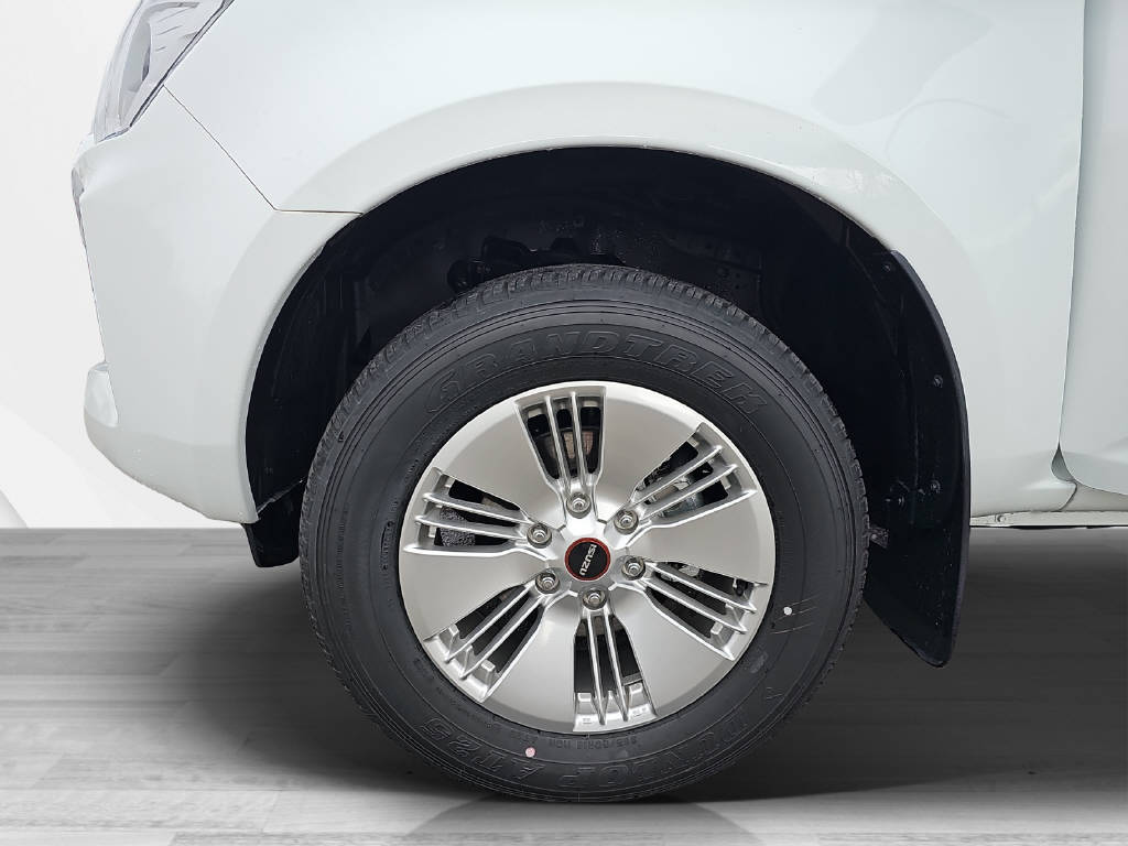 ISUZU D-Max Crew Pick-up 1.9 DDi N60 BB 4x4-image-9