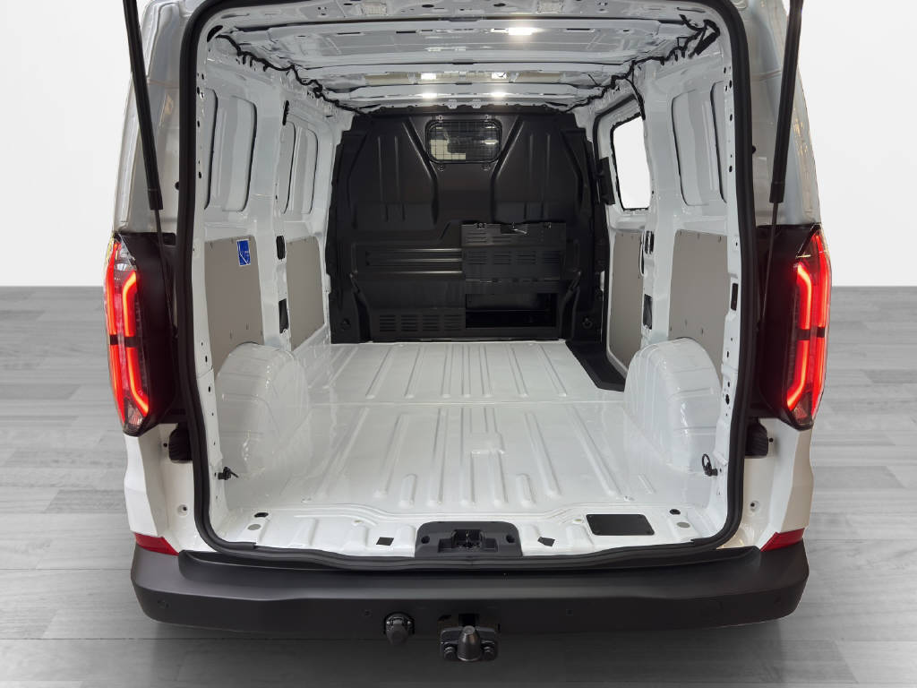 FORD E-Transit C Van 320 L1 Trend AWD-image-8