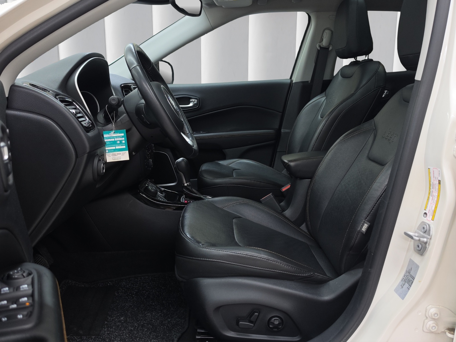 JEEP Compass 1.4 MultiAir Limited AWD-image-10