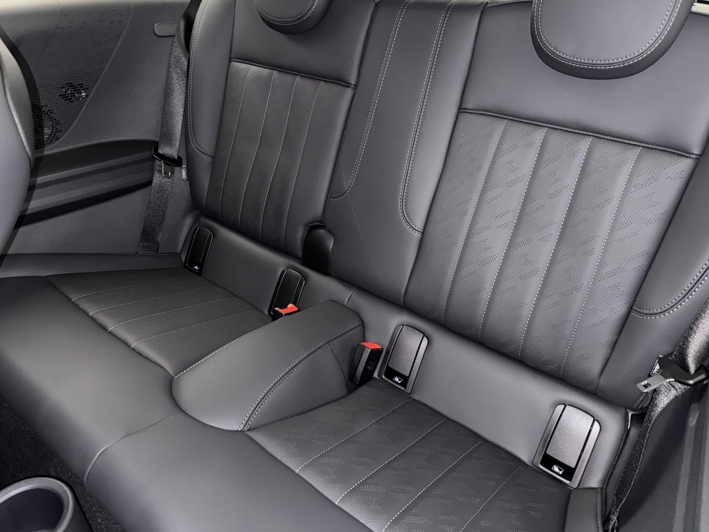MINI John Cooper Works-image-15
