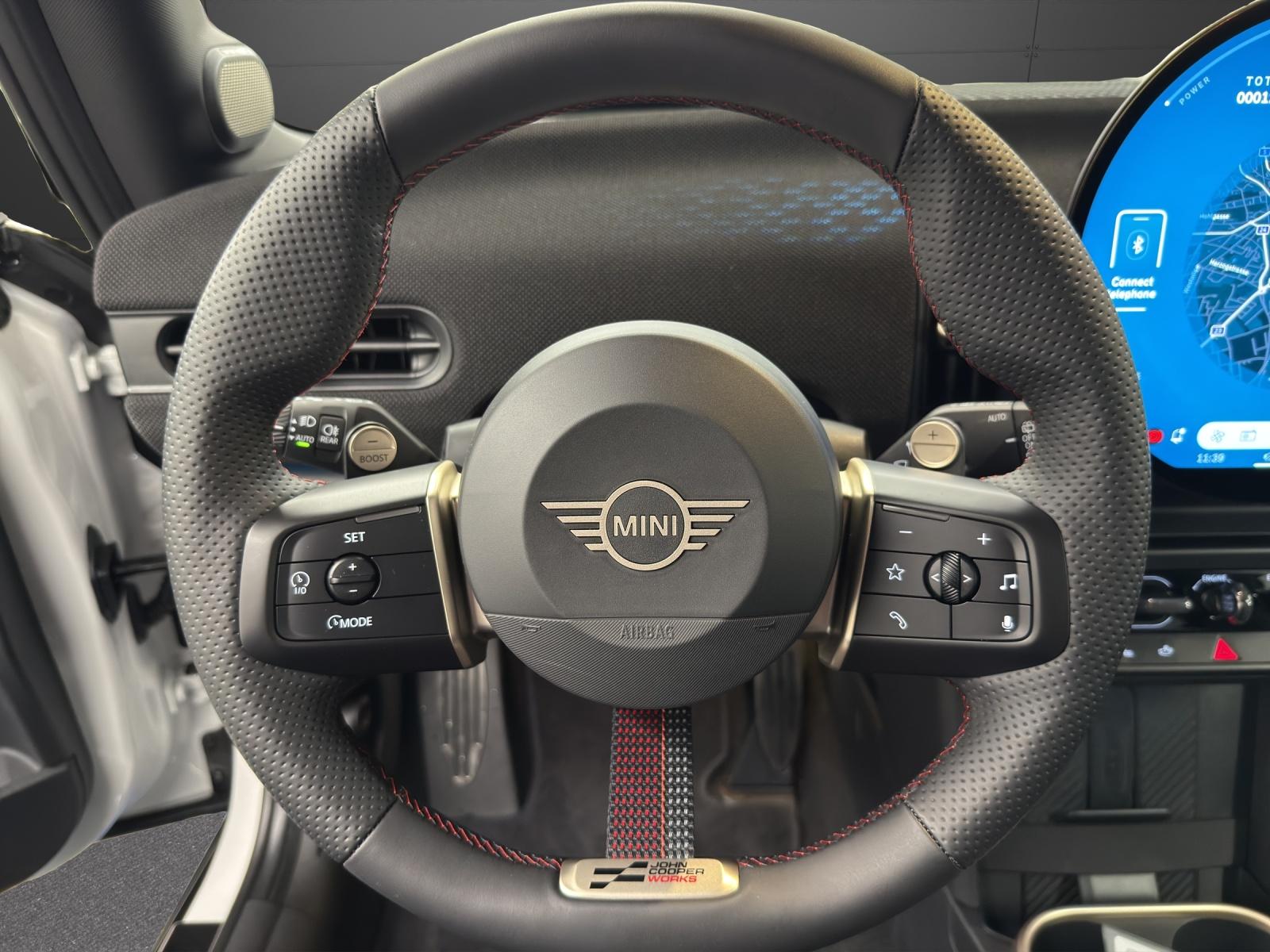 MINI John Cooper Works-image-12