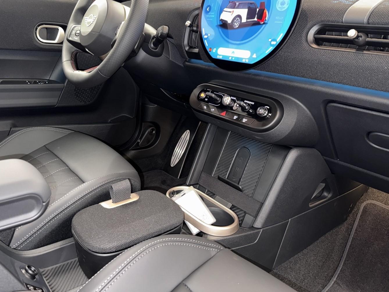MINI John Cooper Works-image-21