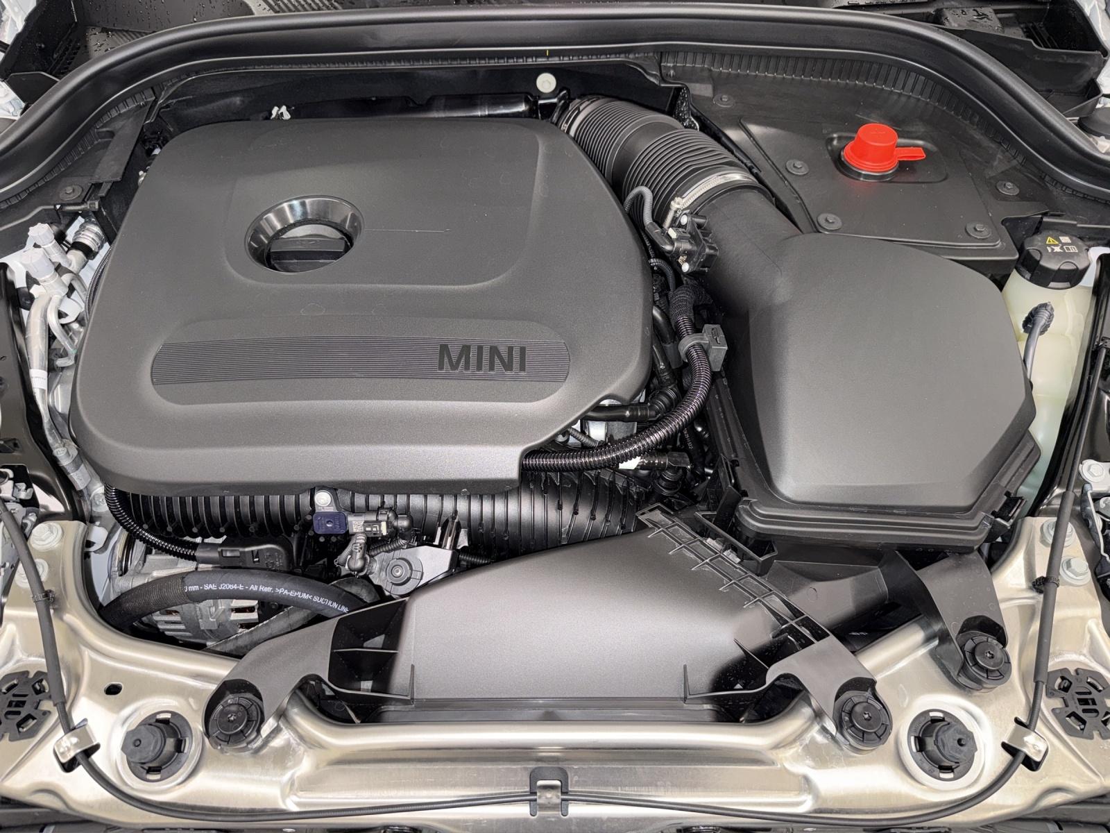 MINI John Cooper Works-image-23