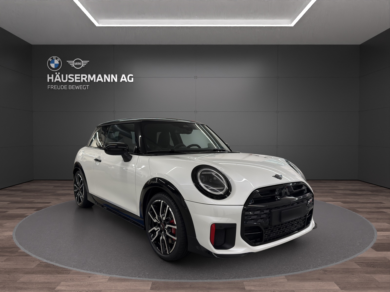 MINI John Cooper Works-image-2