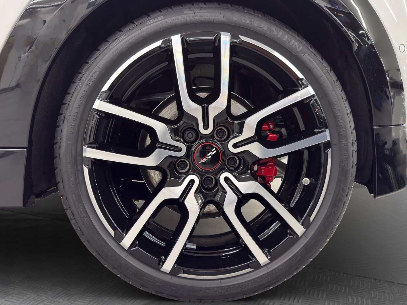 MINI John Cooper Works-image-9