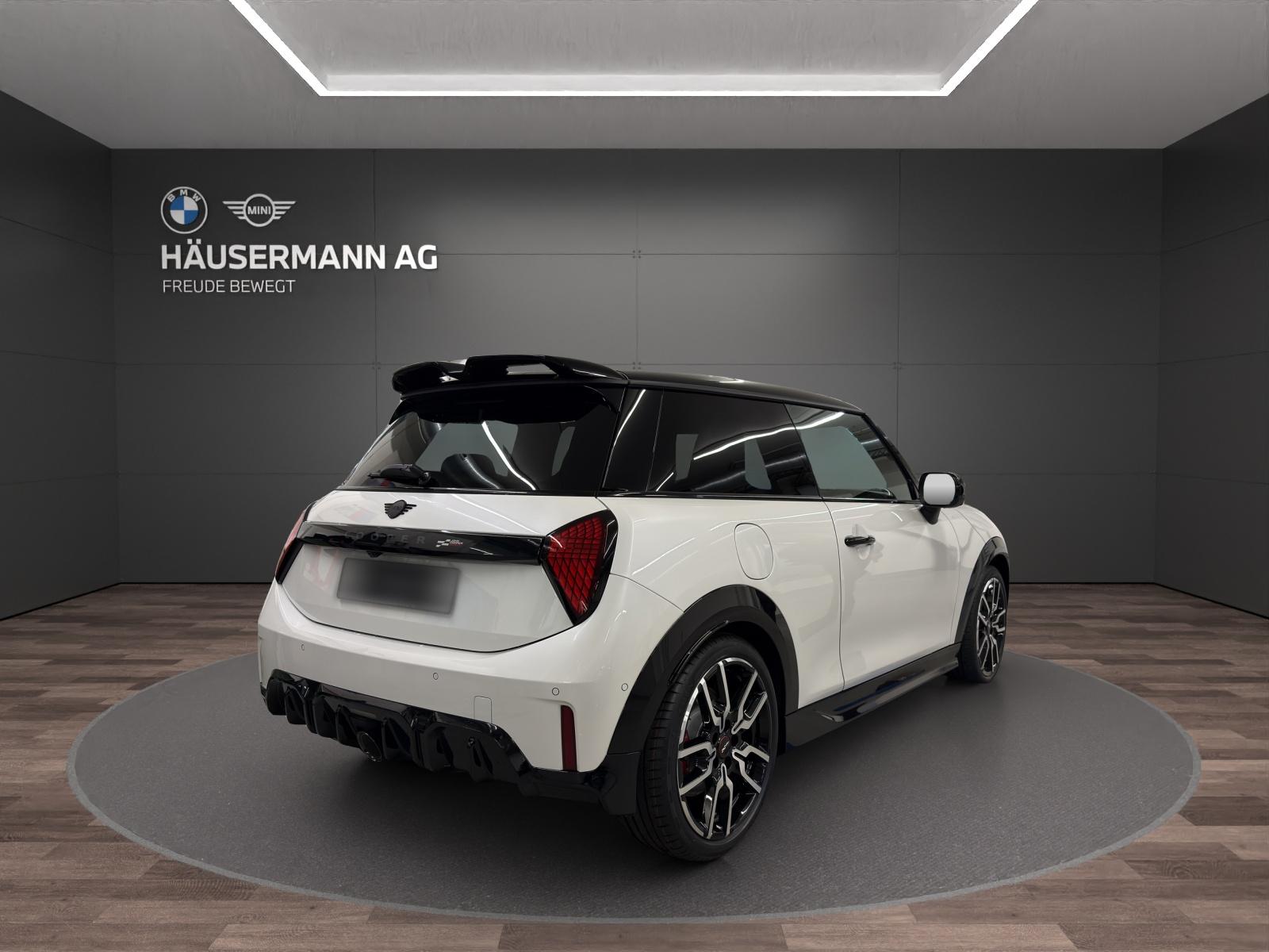 MINI John Cooper Works-image-4