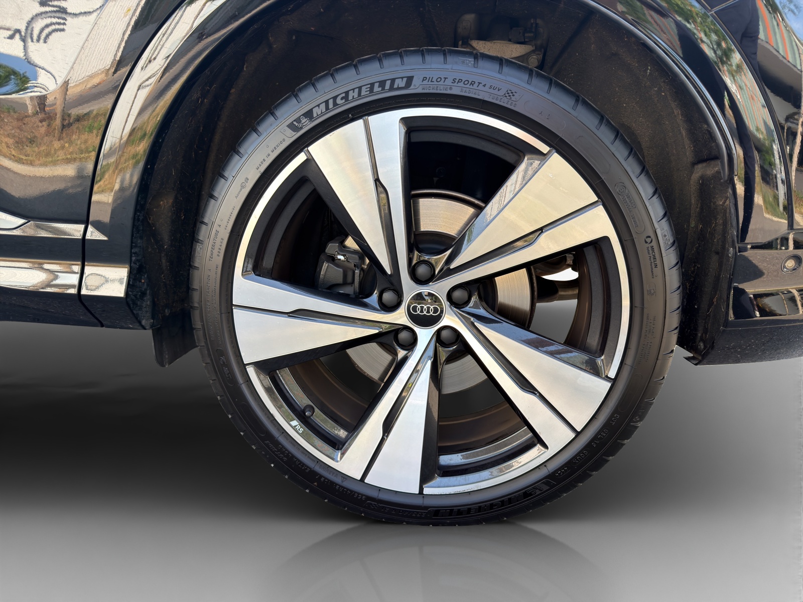 AUDI SQ5 TFSI quattro S-tronic-image-13