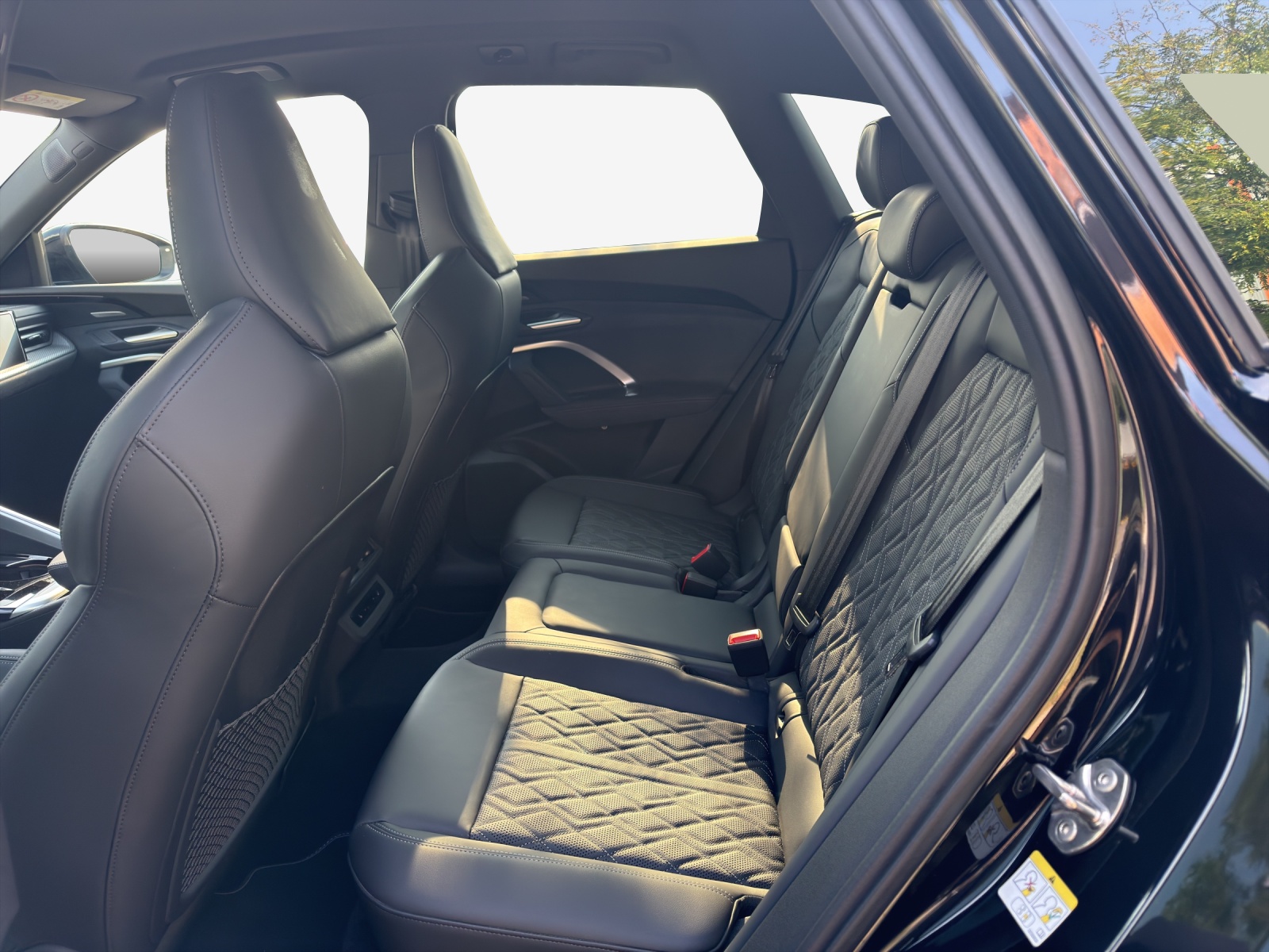 AUDI SQ5 TFSI quattro S-tronic-image-11