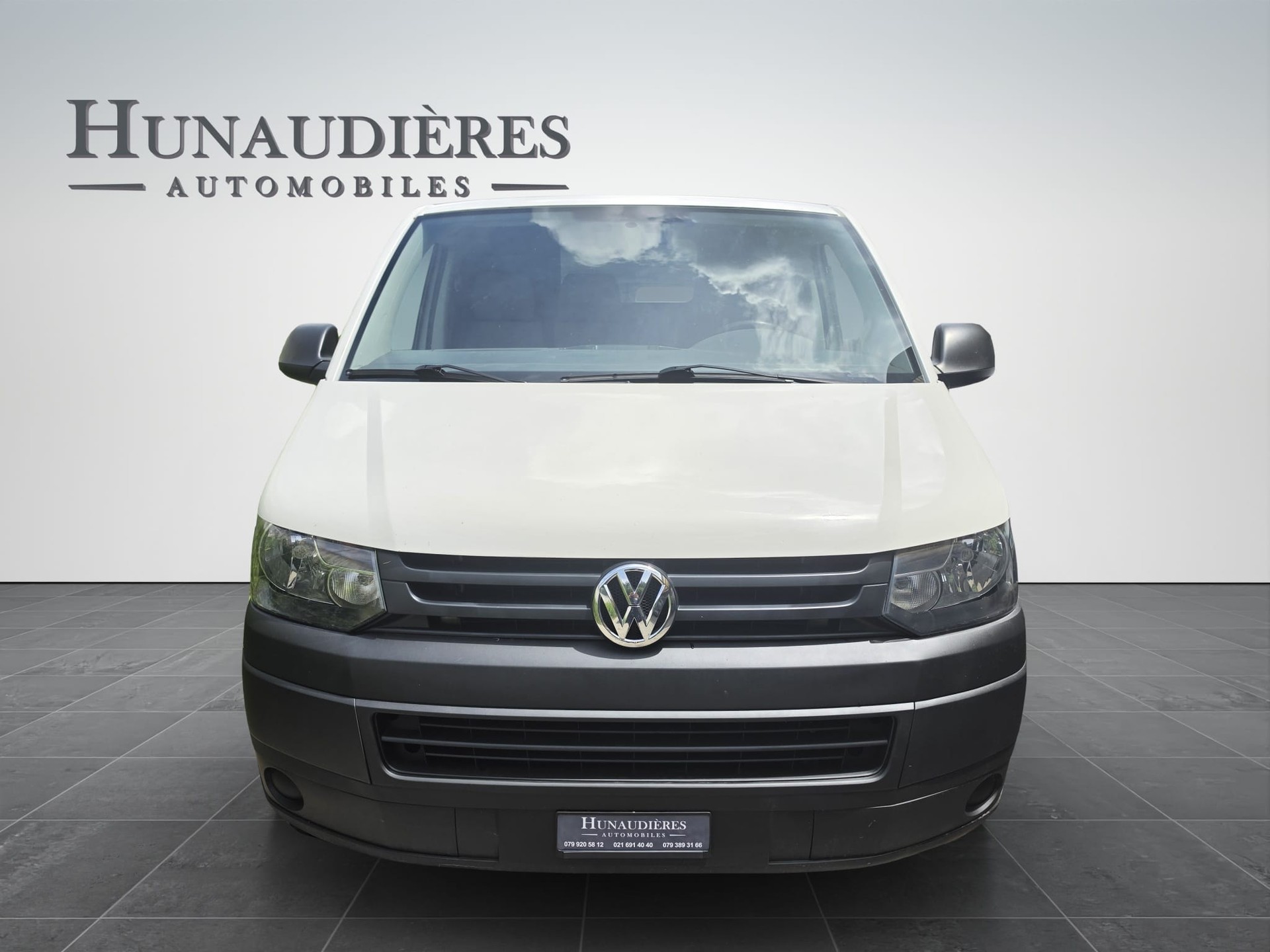 VW T5 2.0 TDI-image-3