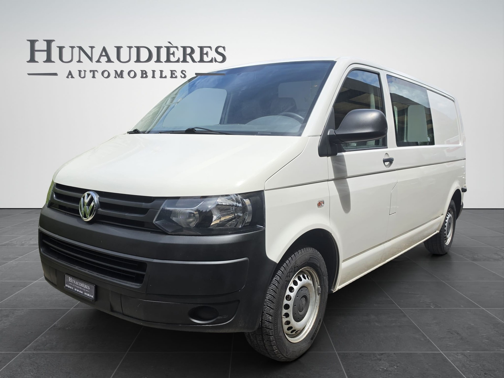 VW T5 2.0 TDI-image-0
