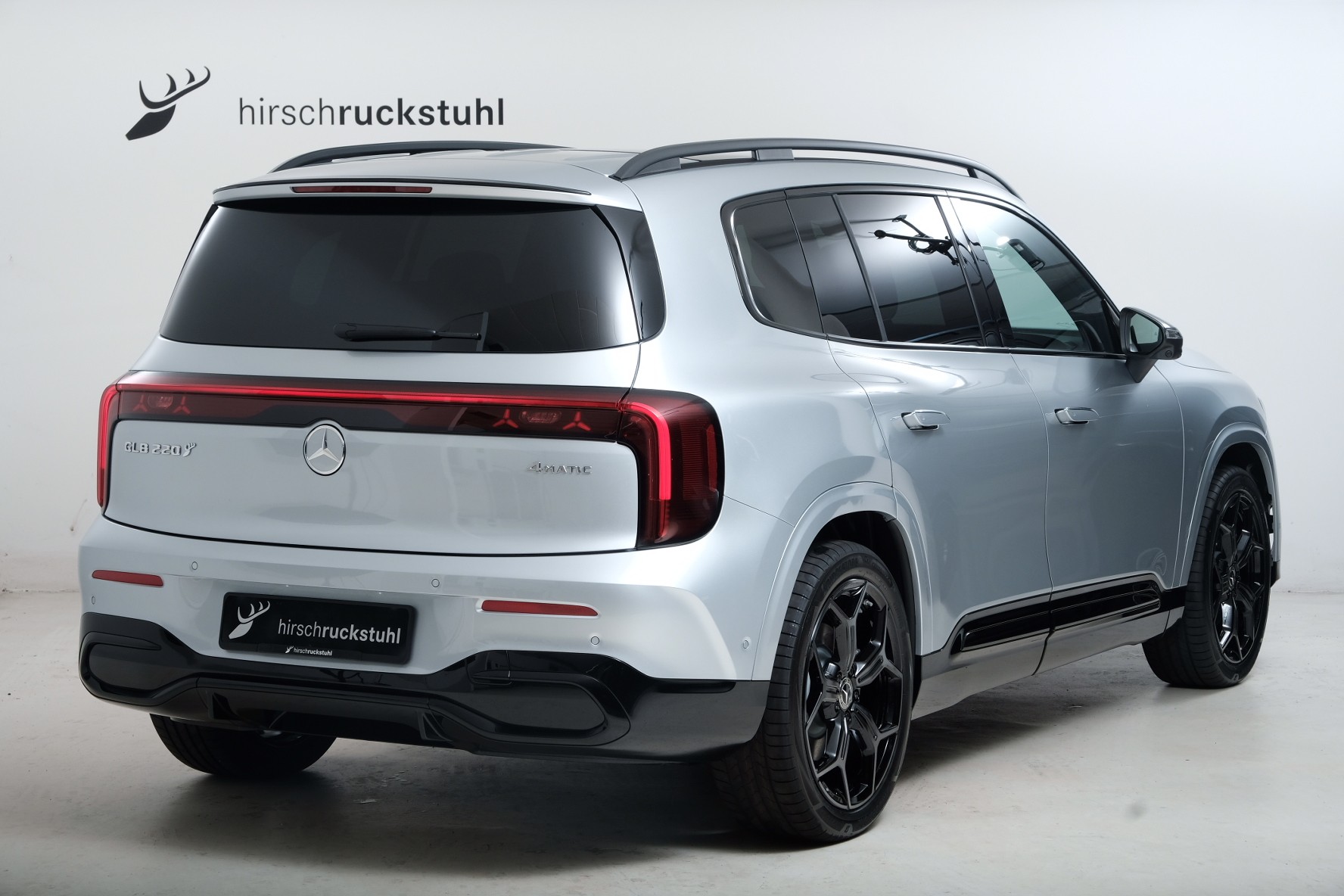 MERCEDES-BENZ GLB-Klasse X248 GLB 220 4matic-image-3