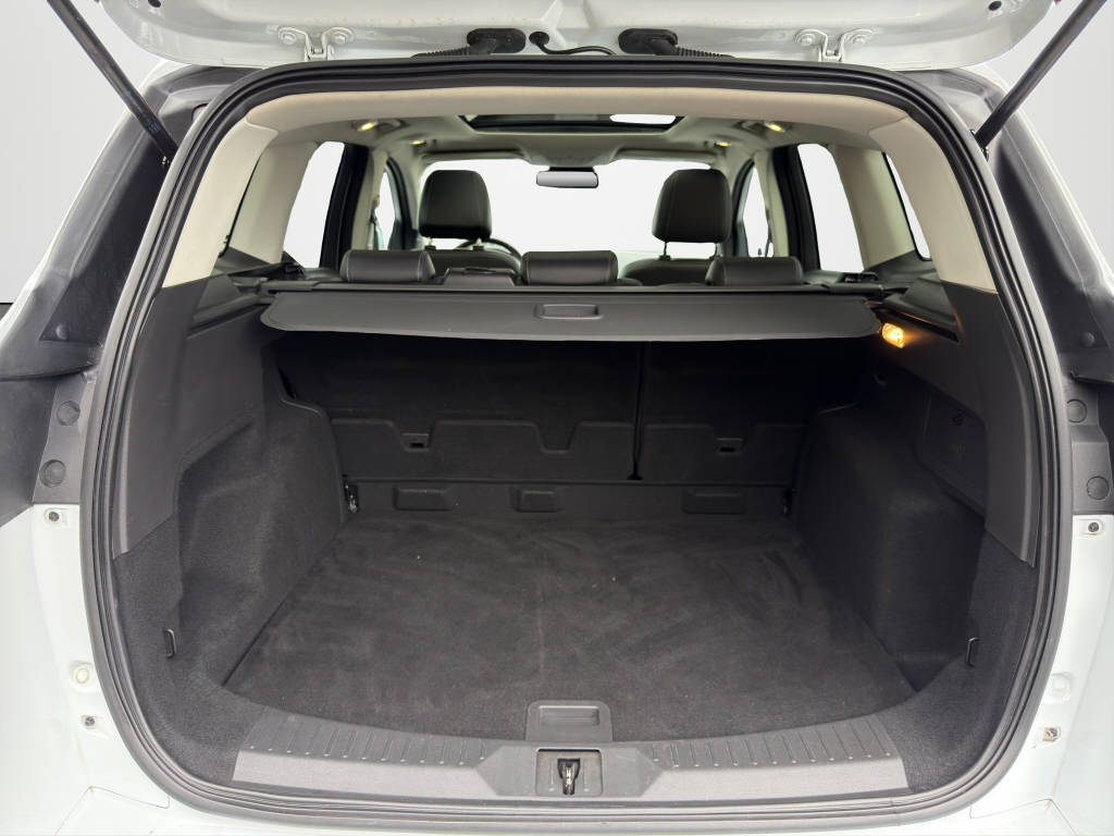 FORD Kuga 2.0 TDCi 180 Carving FPS-image-12