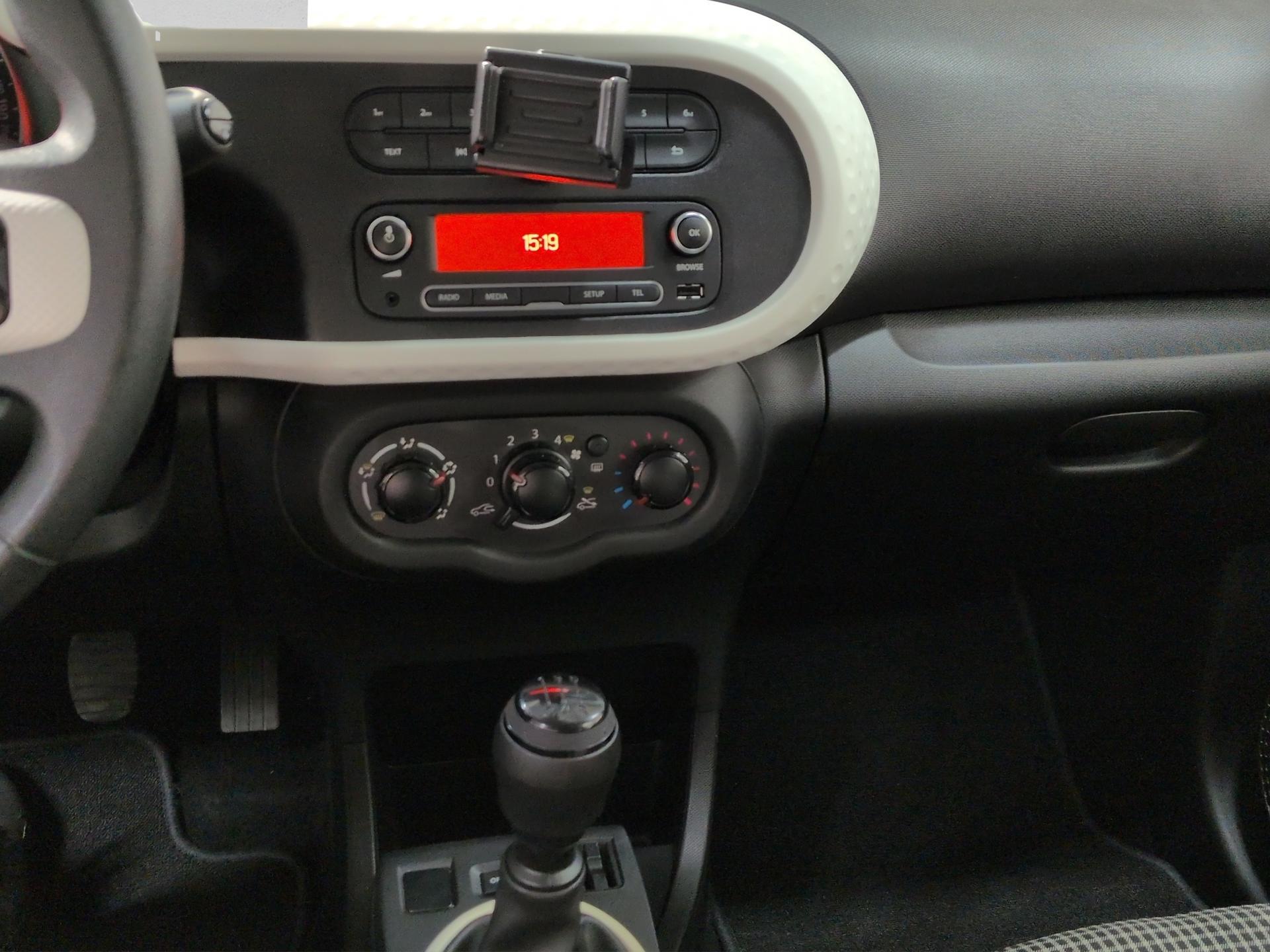 RENAULT Twingo SCe 65 Life-image-11