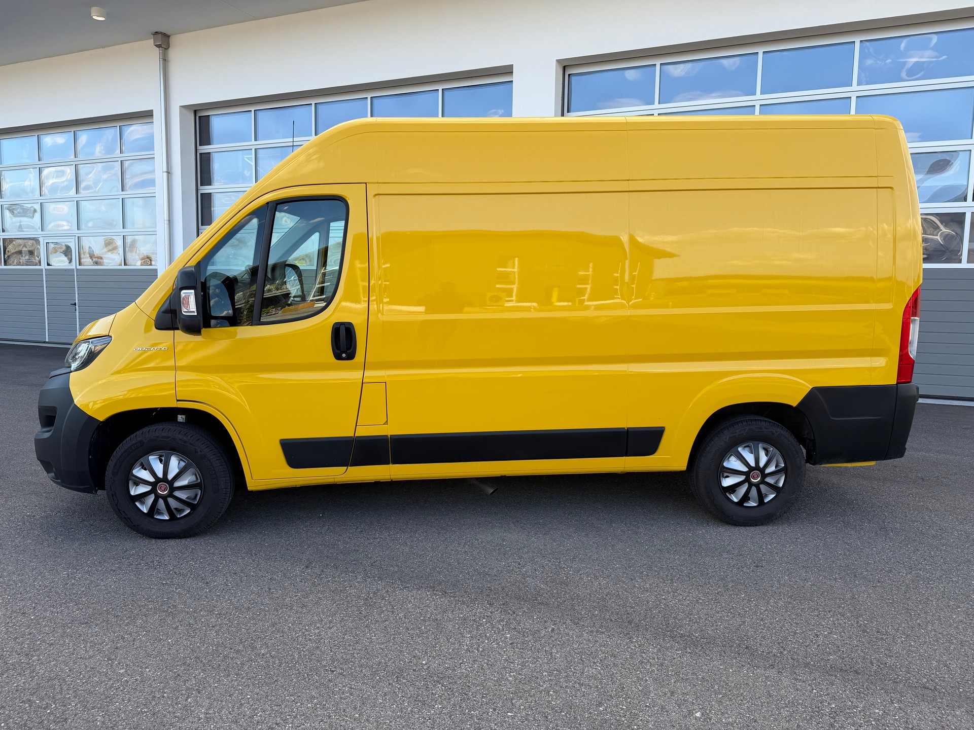 FIAT Ducato 35 L2 H2 Frisch MFK nur 42.000 km-image-1