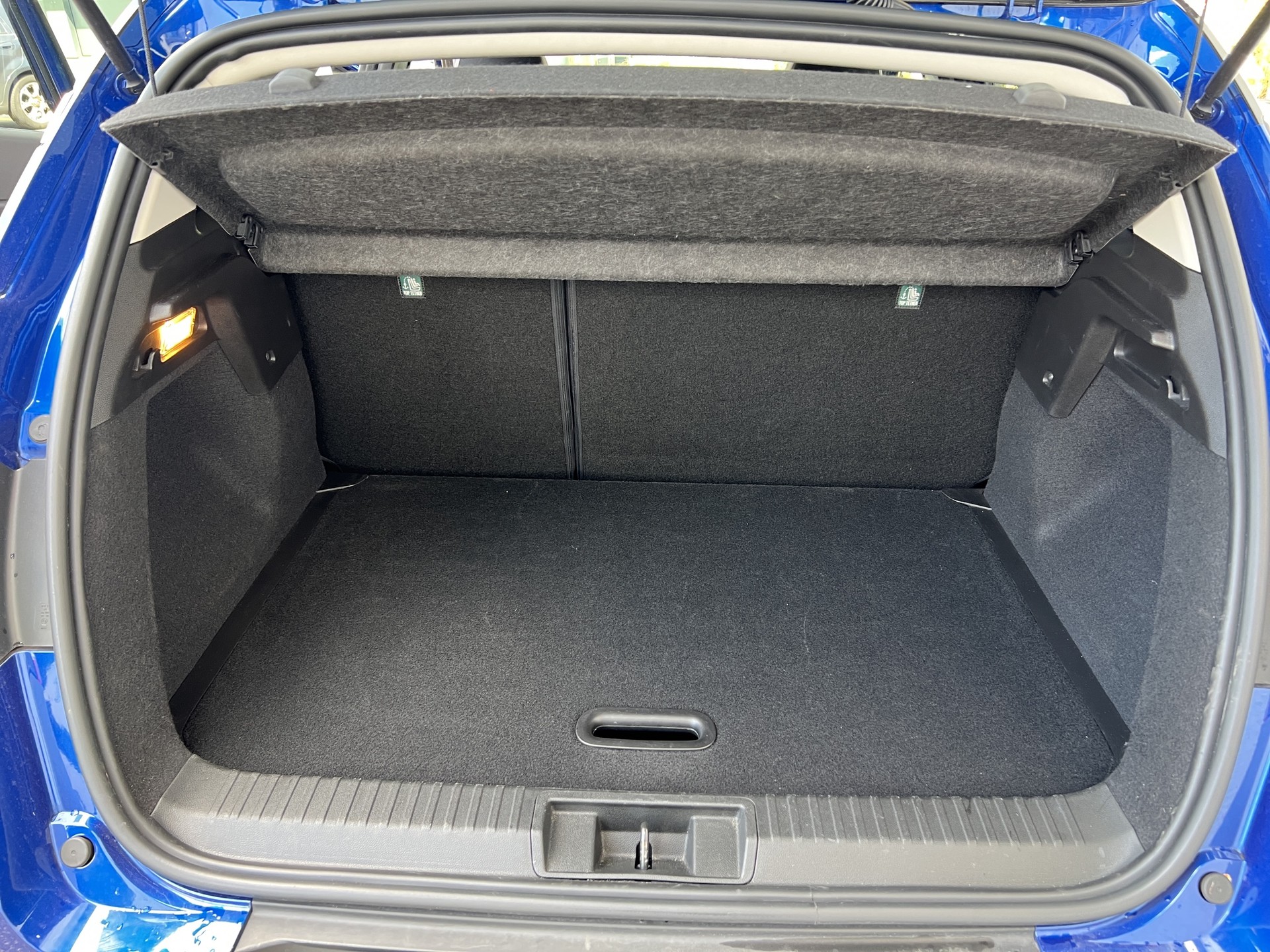 RENAULT Captur 1.3 TCe Edition1 EDC-image-8
