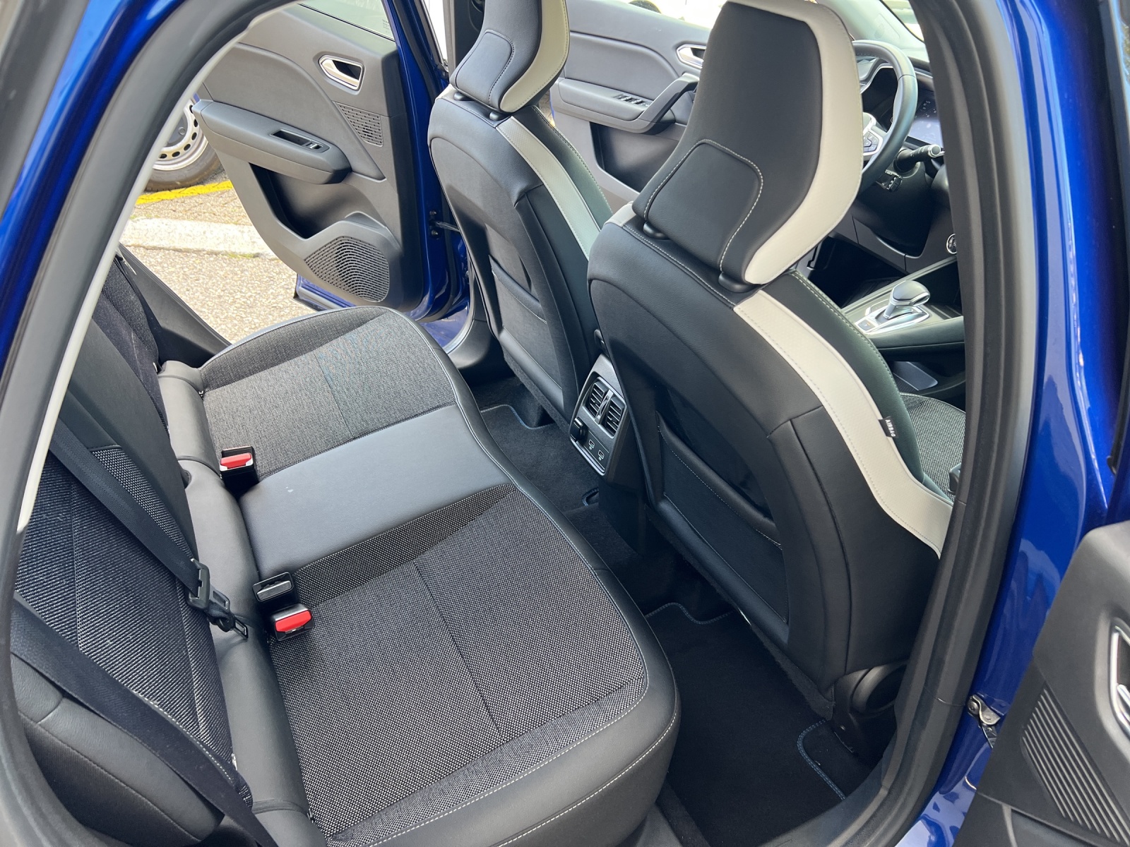 RENAULT Captur 1.3 TCe Edition1 EDC-image-7