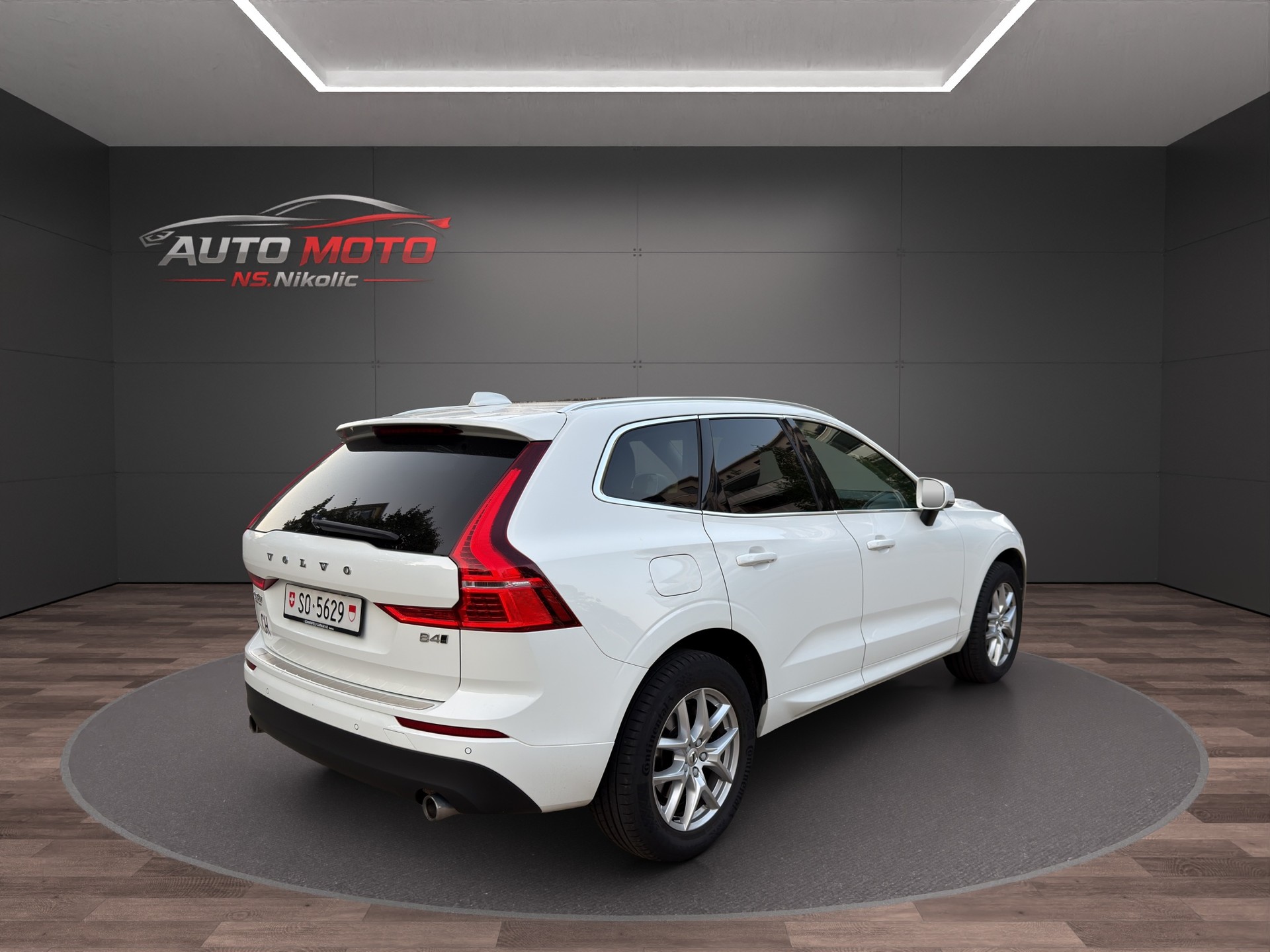VOLVO XC60 B4 Diesel Mild Hybrid AWD Inscription Geartronic-image-3