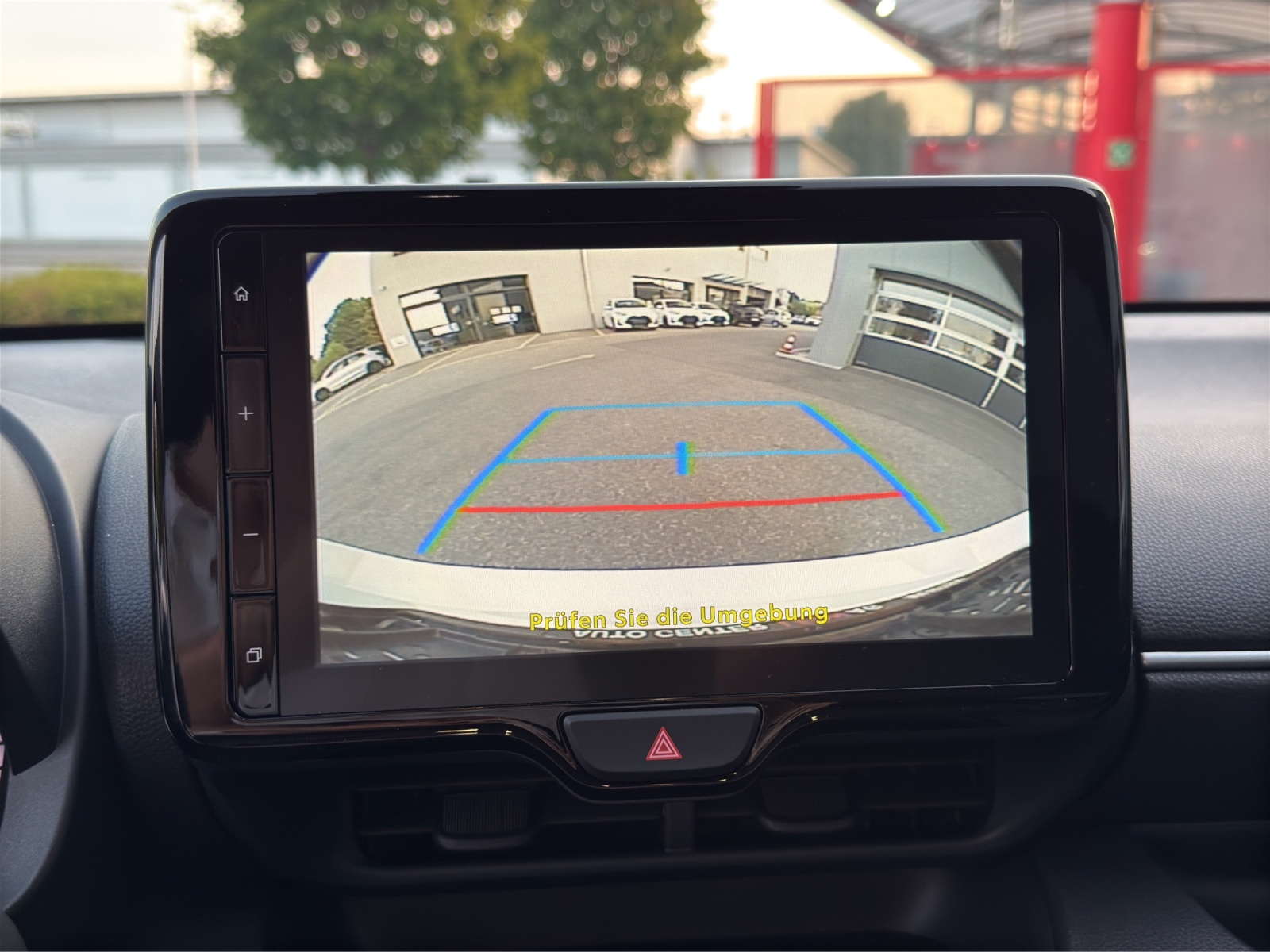 TOYOTA Yaris 1.5 Teamplayer e-CVT-image-29