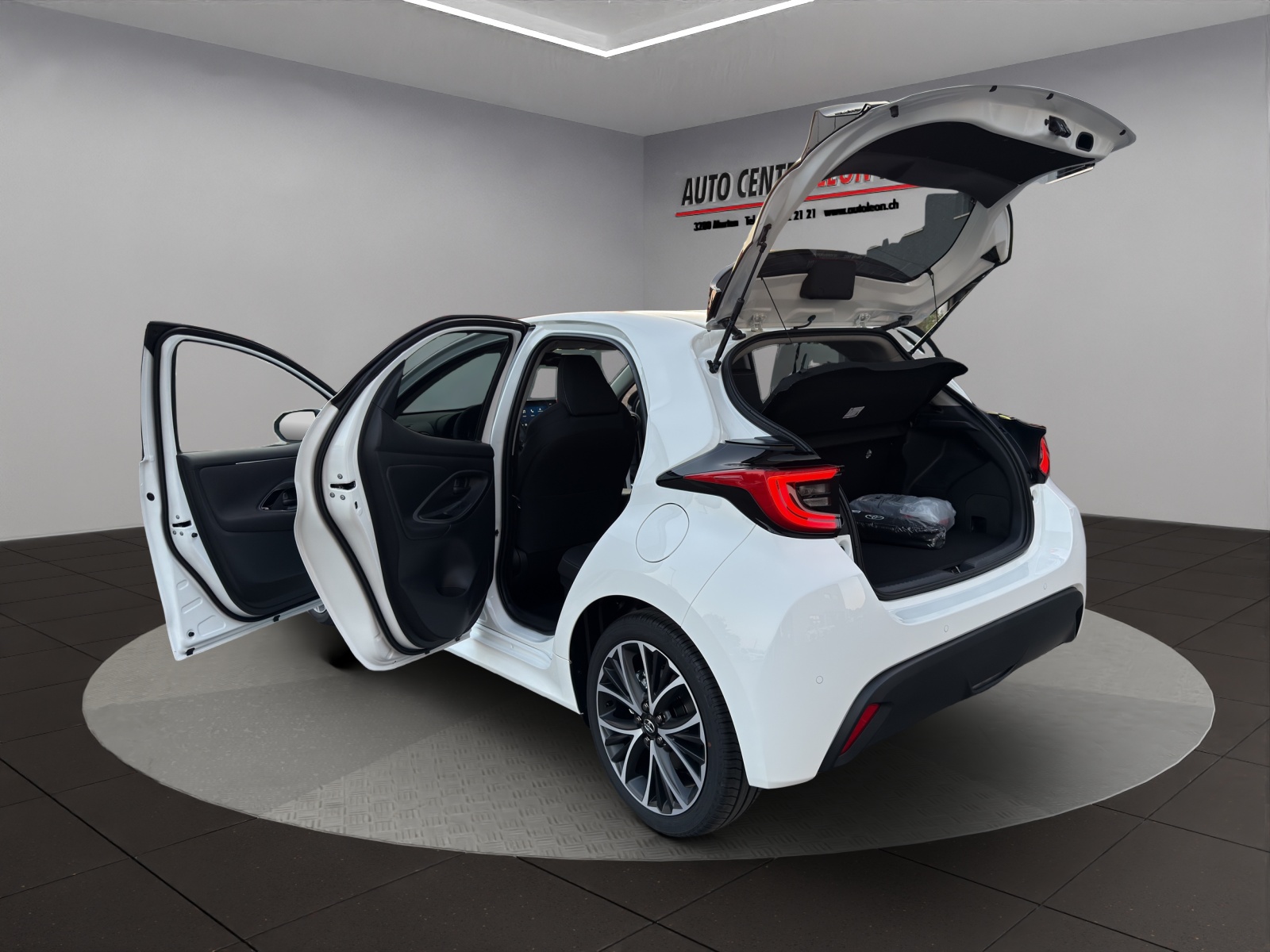 TOYOTA Yaris 1.5 Teamplayer e-CVT-image-21
