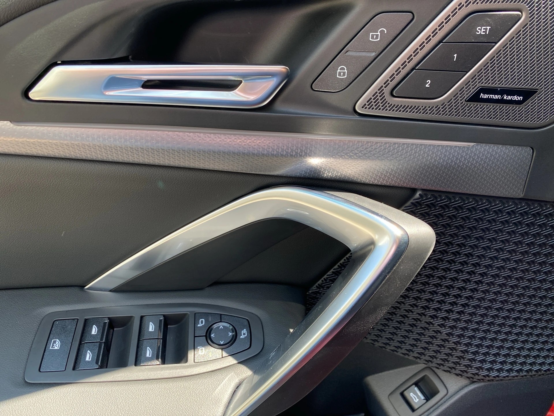 BMW iX1 xDrive 30 M Sport Pro-image-10