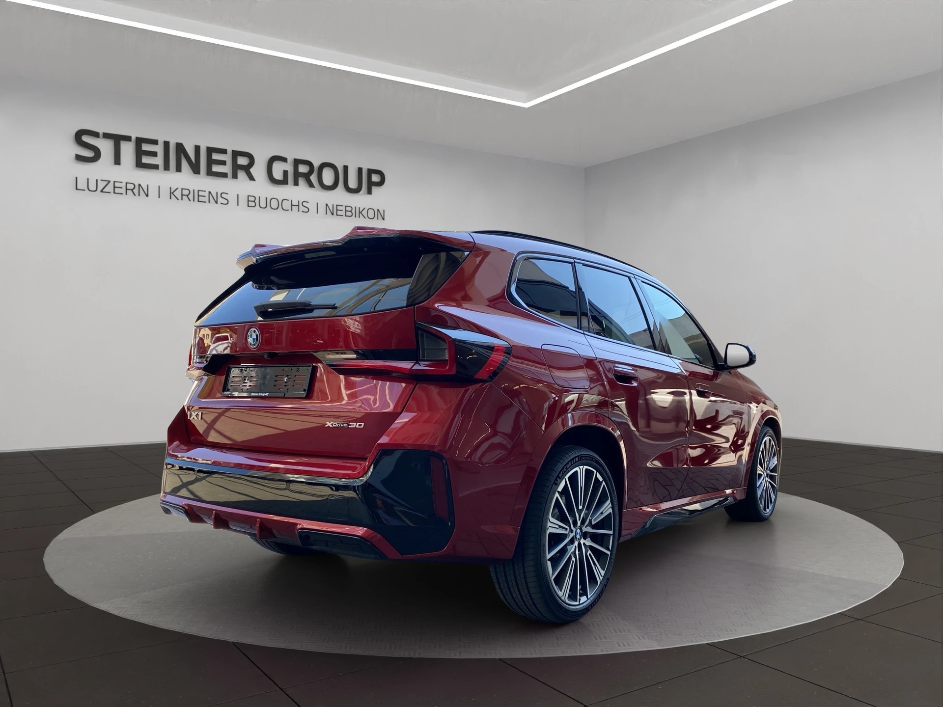 BMW iX1 xDrive 30 M Sport Pro-image-4