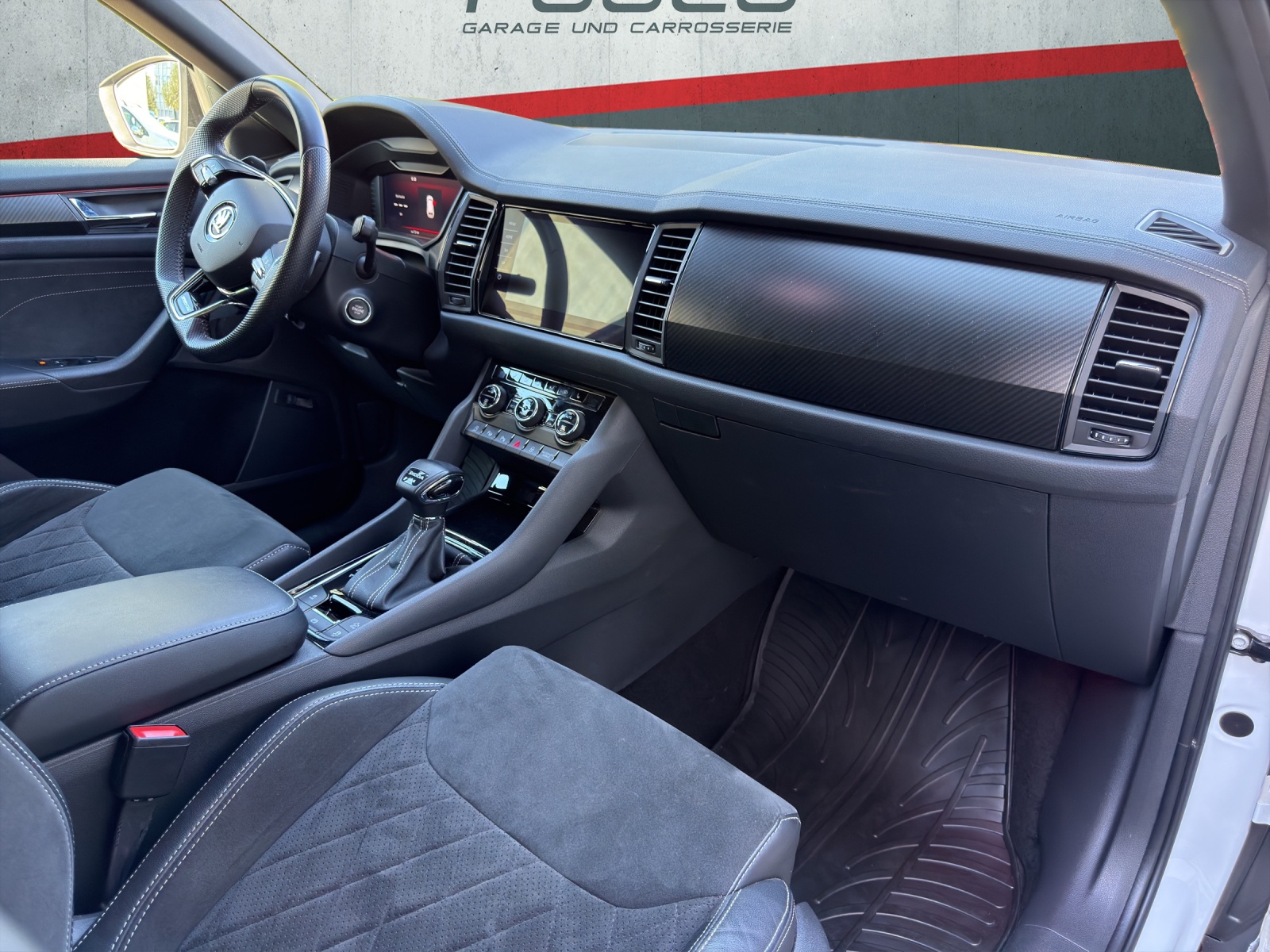 SKODA Kodiaq 2.0 TSI 4x4 SportLine-image-10