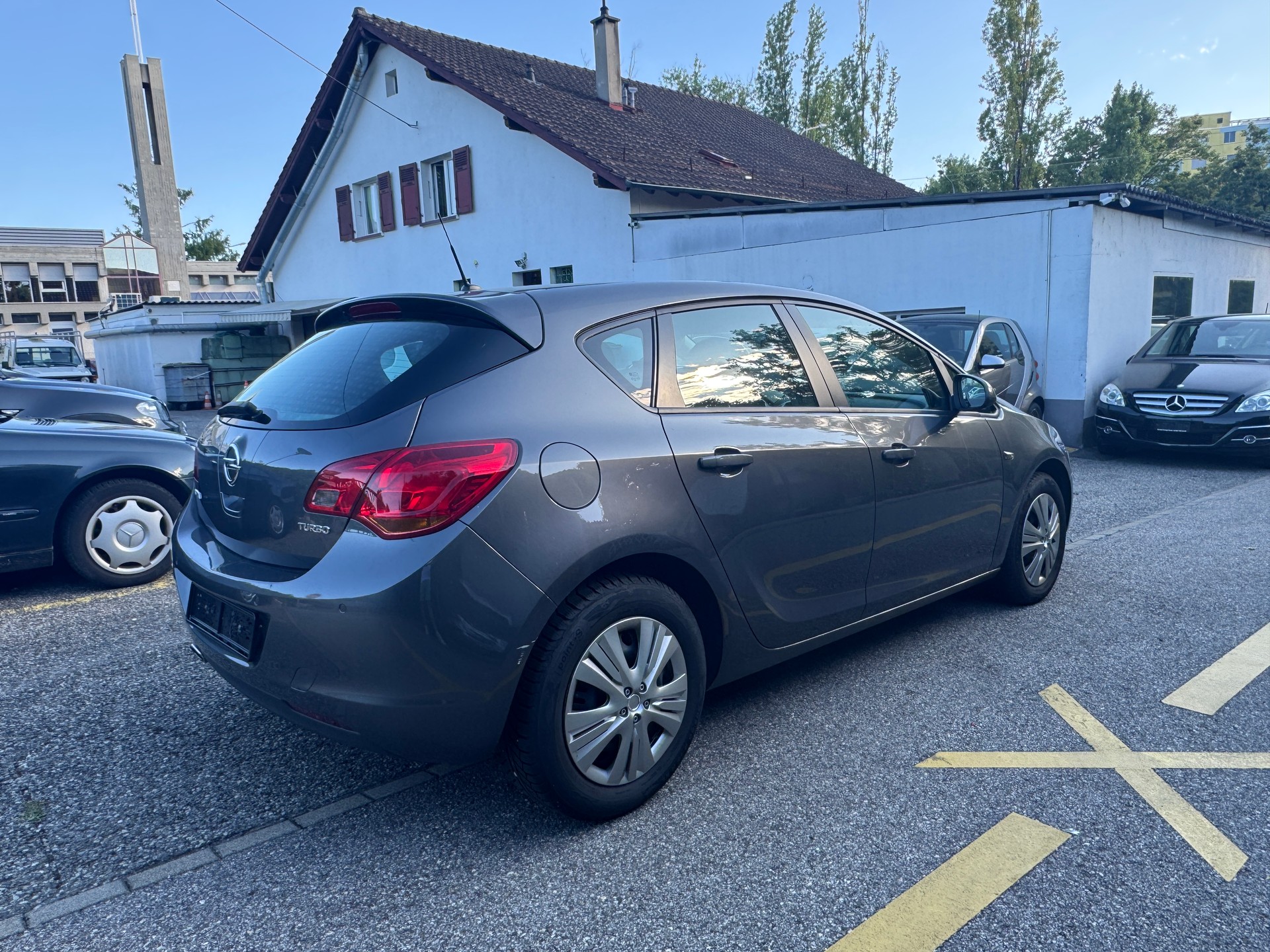 OPEL Astra 1.4i 16V Turbo Enjoy-image-3