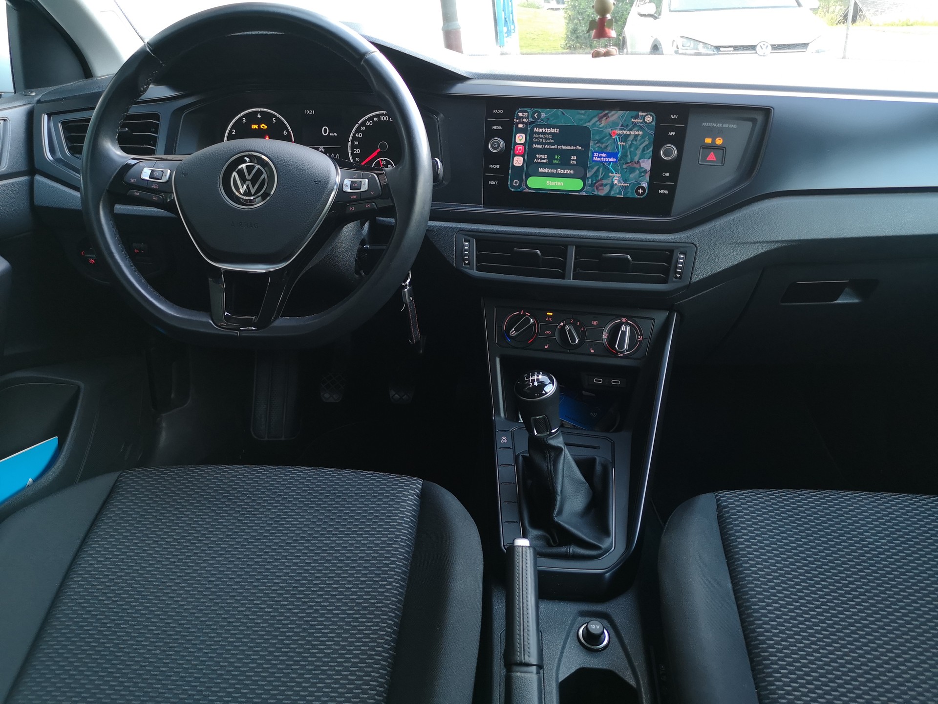 VW 1.0 TSI Trendline-image-3