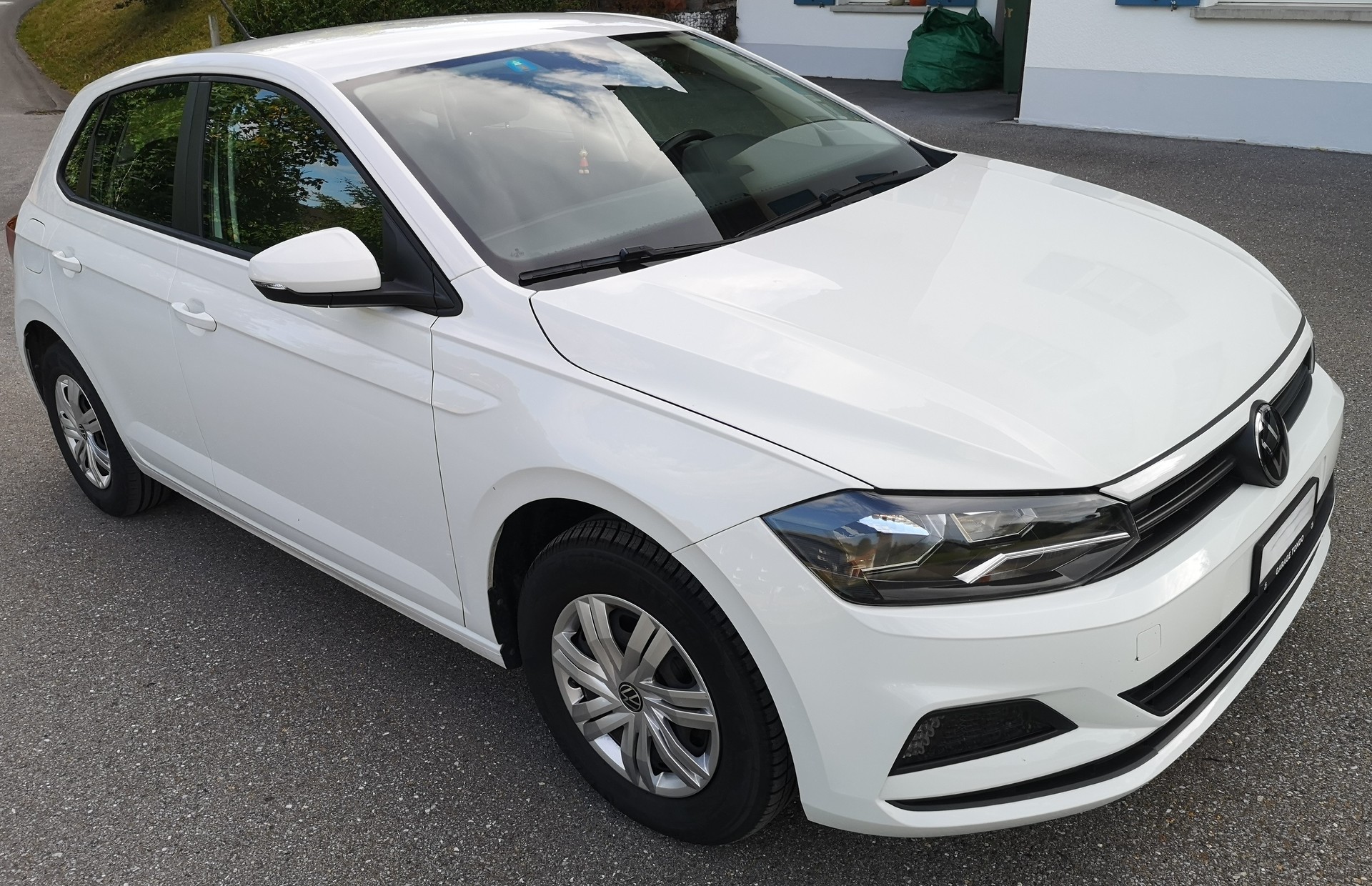 VW 1.0 TSI Trendline-image-1