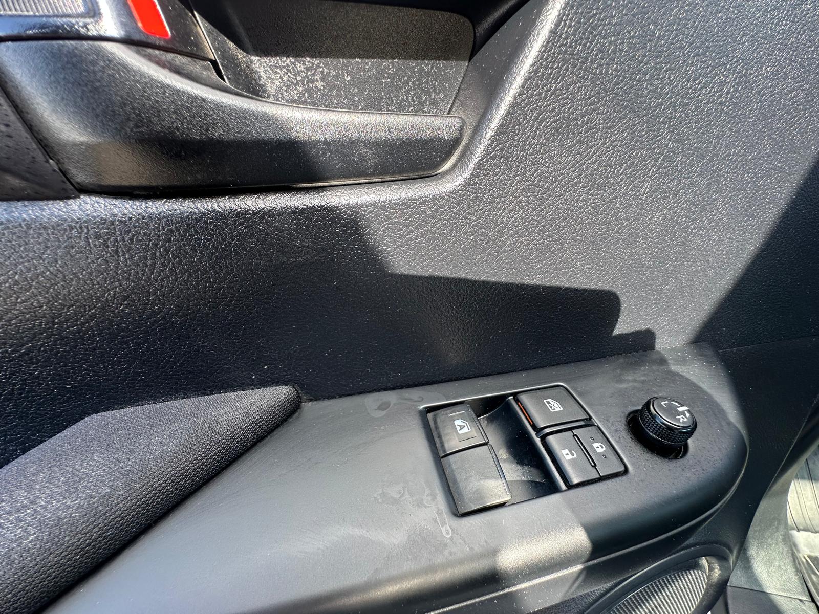 TOYOTA Hilux 2.4D-4D Comfort Single Cab 4x4-image-15