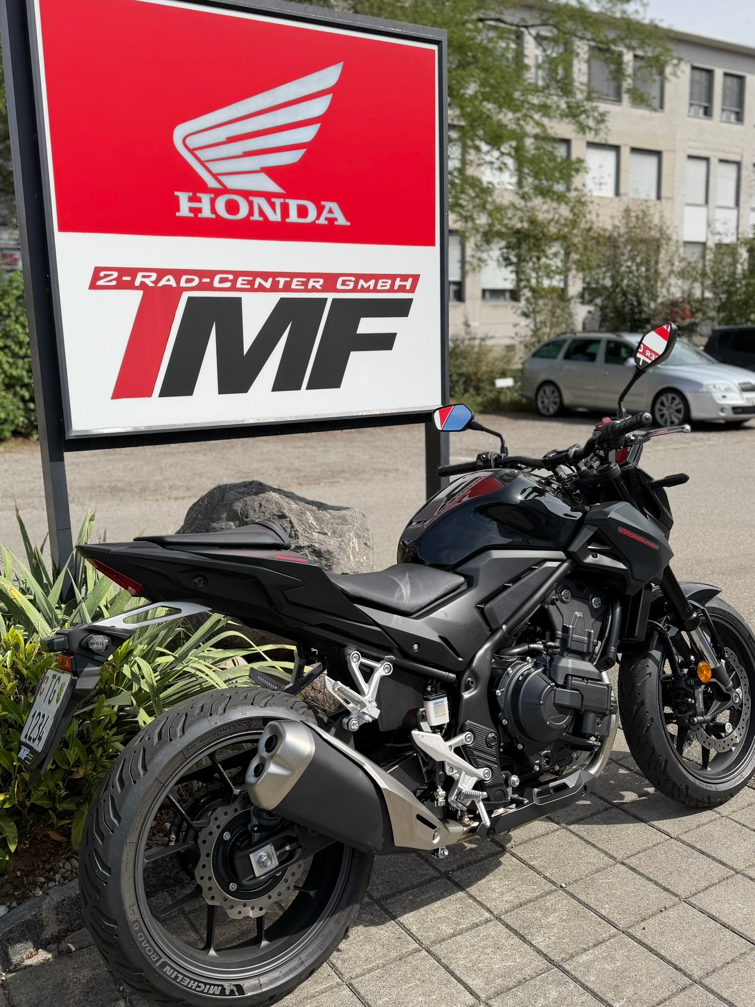 HONDA E CLUTCH VERSION-showroom-element-3