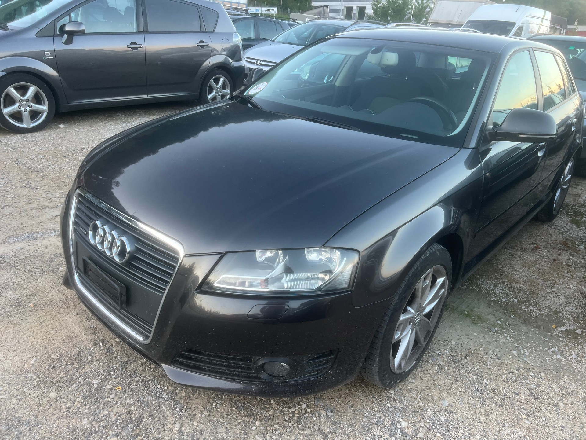 AUDI A3 Sportback 1.8 TFSI Ambiente quattro-image-3