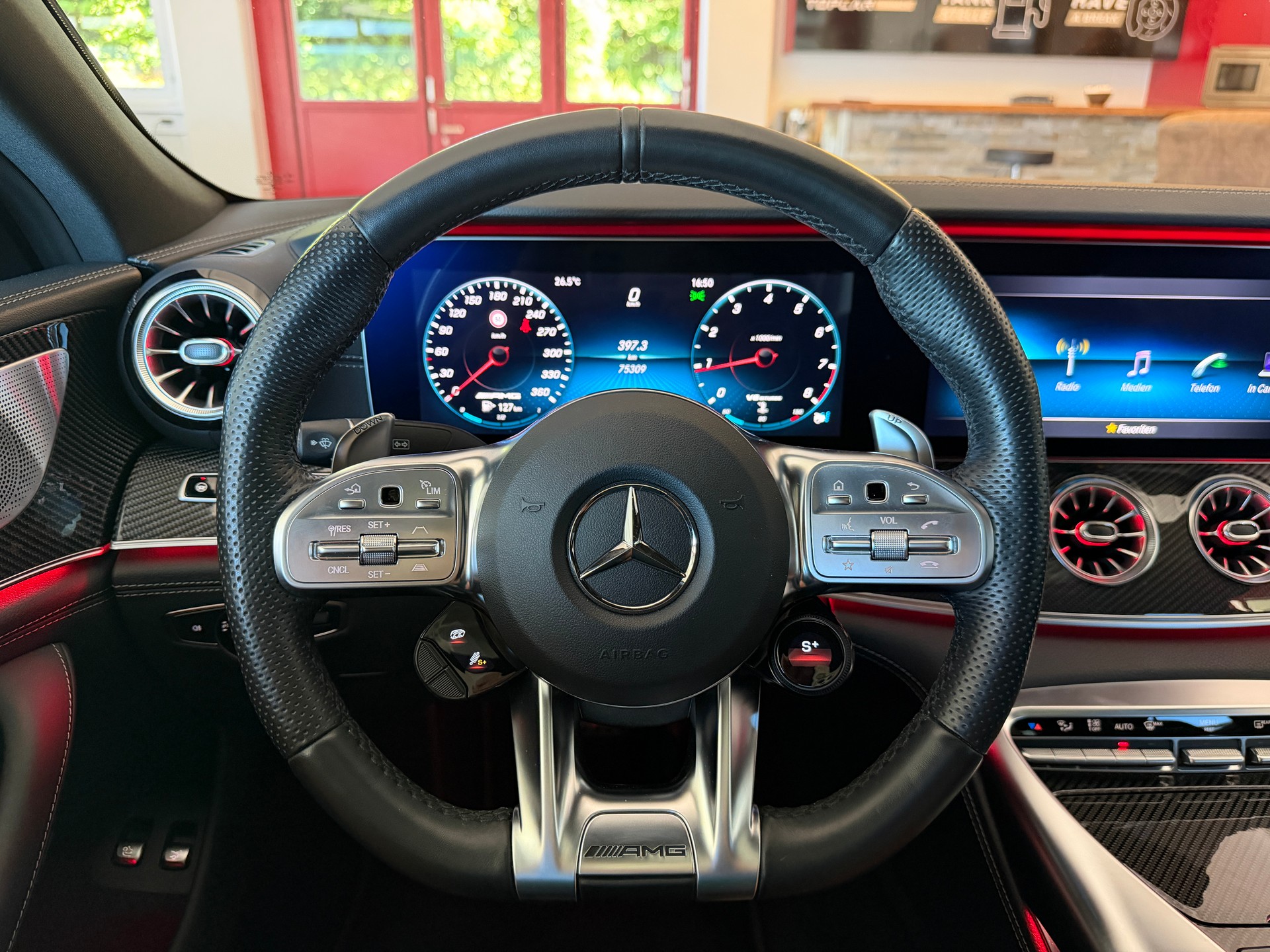 MERCEDES-BENZ AMG GT 4 63 S 4Matic+ Speedshift MCT-image-17