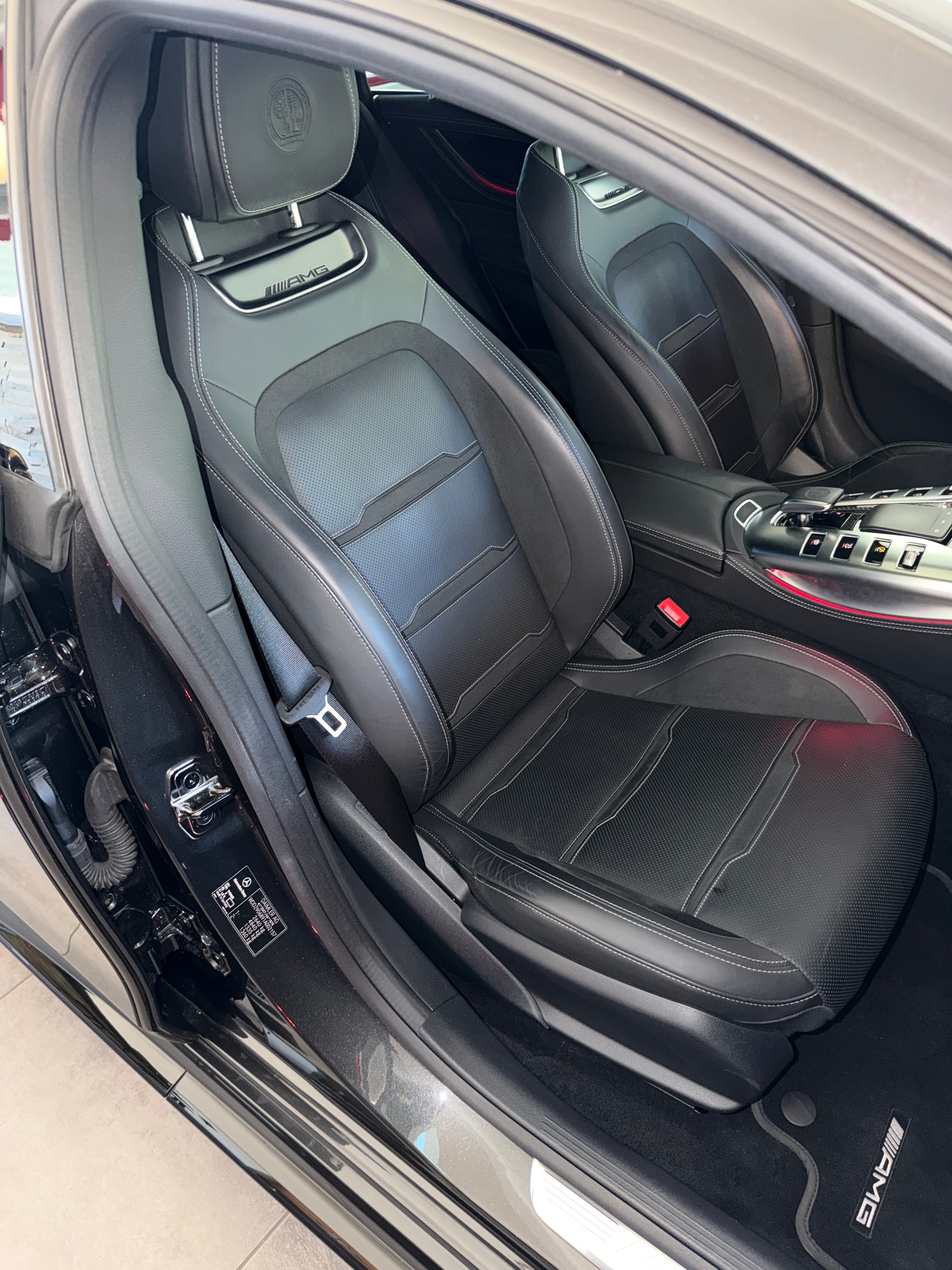 MERCEDES-BENZ AMG GT 4 63 S 4Matic+ Speedshift MCT-image-15