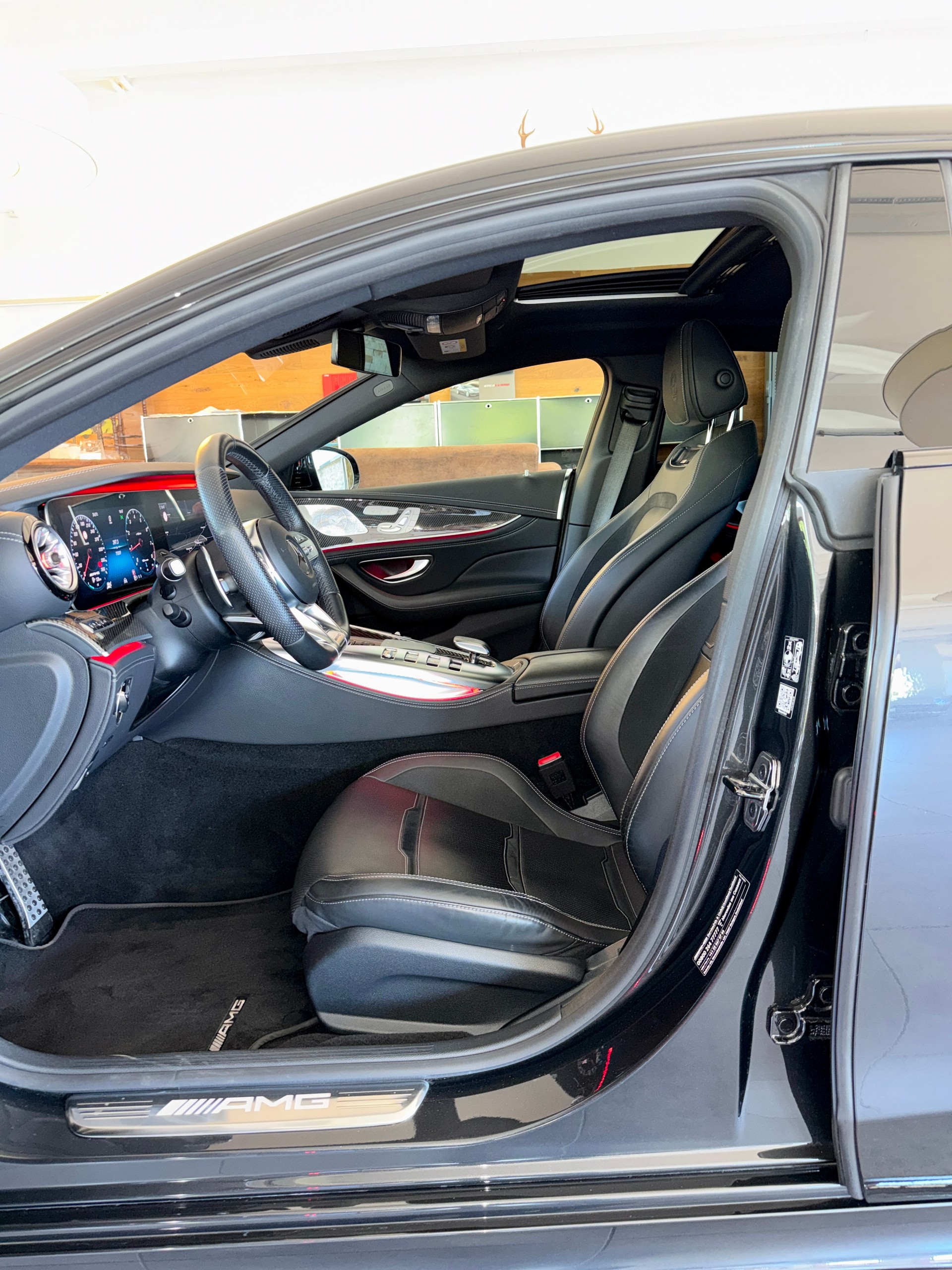MERCEDES-BENZ AMG GT 4 63 S 4Matic+ Speedshift MCT-image-9