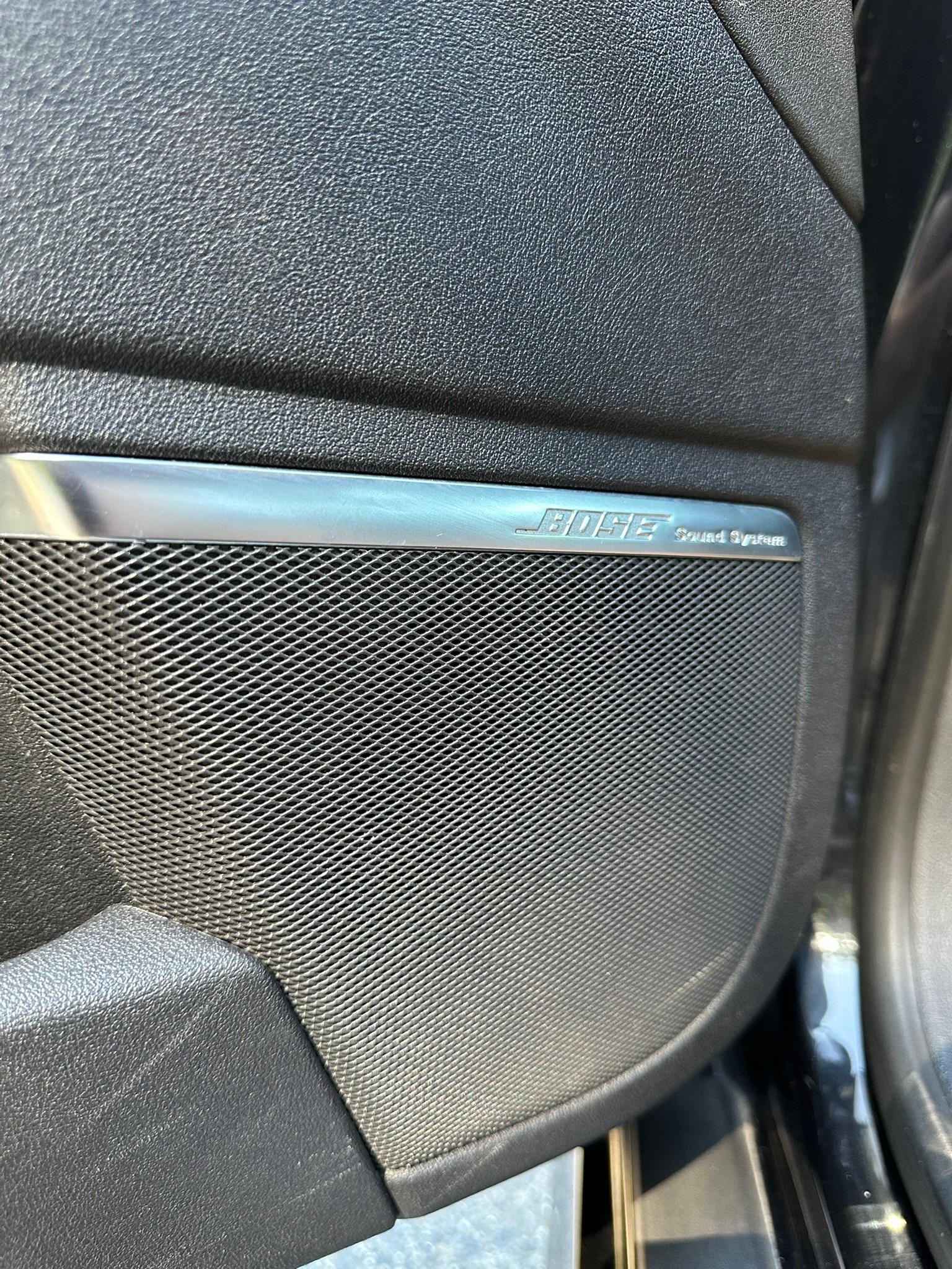 AUDI 2.5 T FSI quattro S-Tronic-image-13