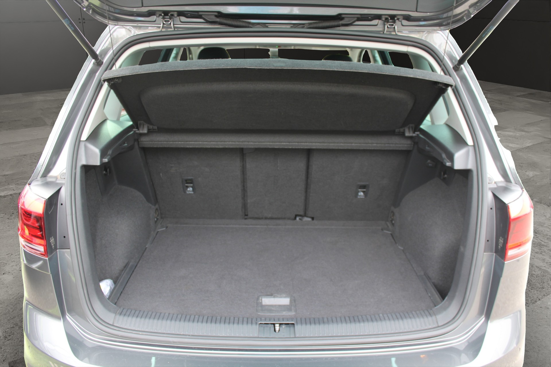VW Golf VII Sportsvan 1.5 TSI Comfortline DSG-image-10