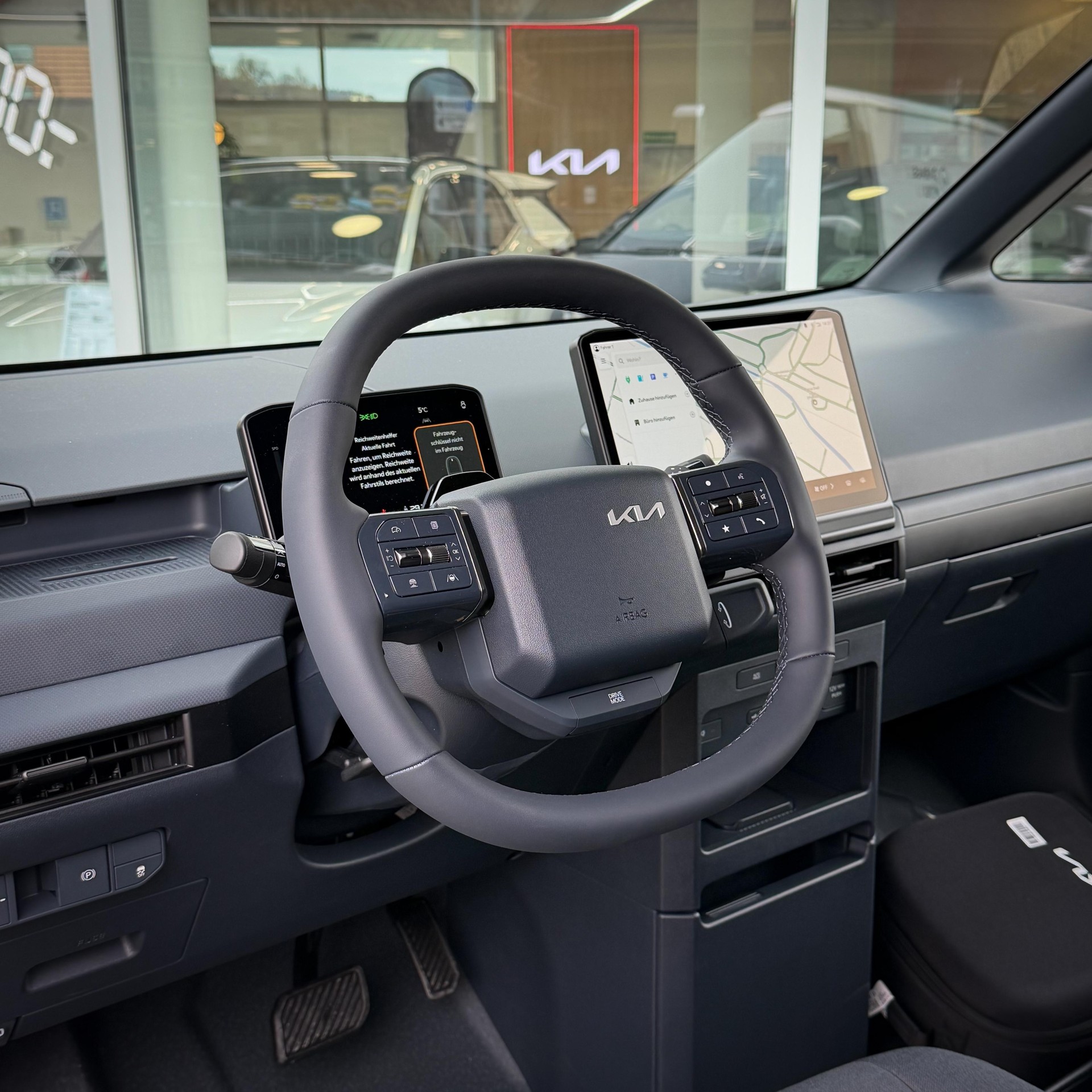 KIA PV5 Cargo 51.5 kWh Plus-image-4