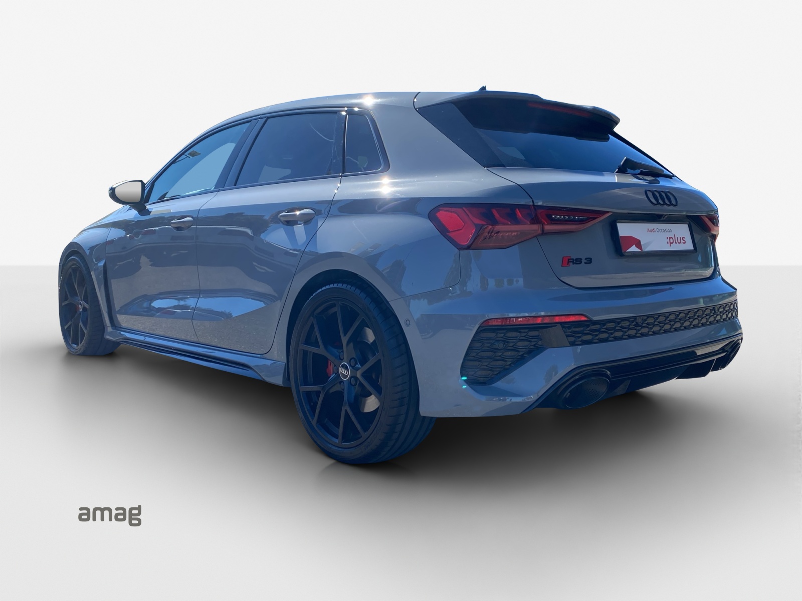AUDI RS3 Sportback 2.5 TSI quattro S-tronic-image-2