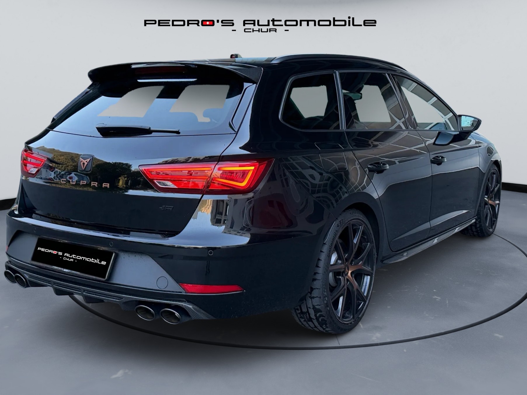 SEAT Leon ST 2.0 TSI Cupra R 300 4 Drive DSG-image-5