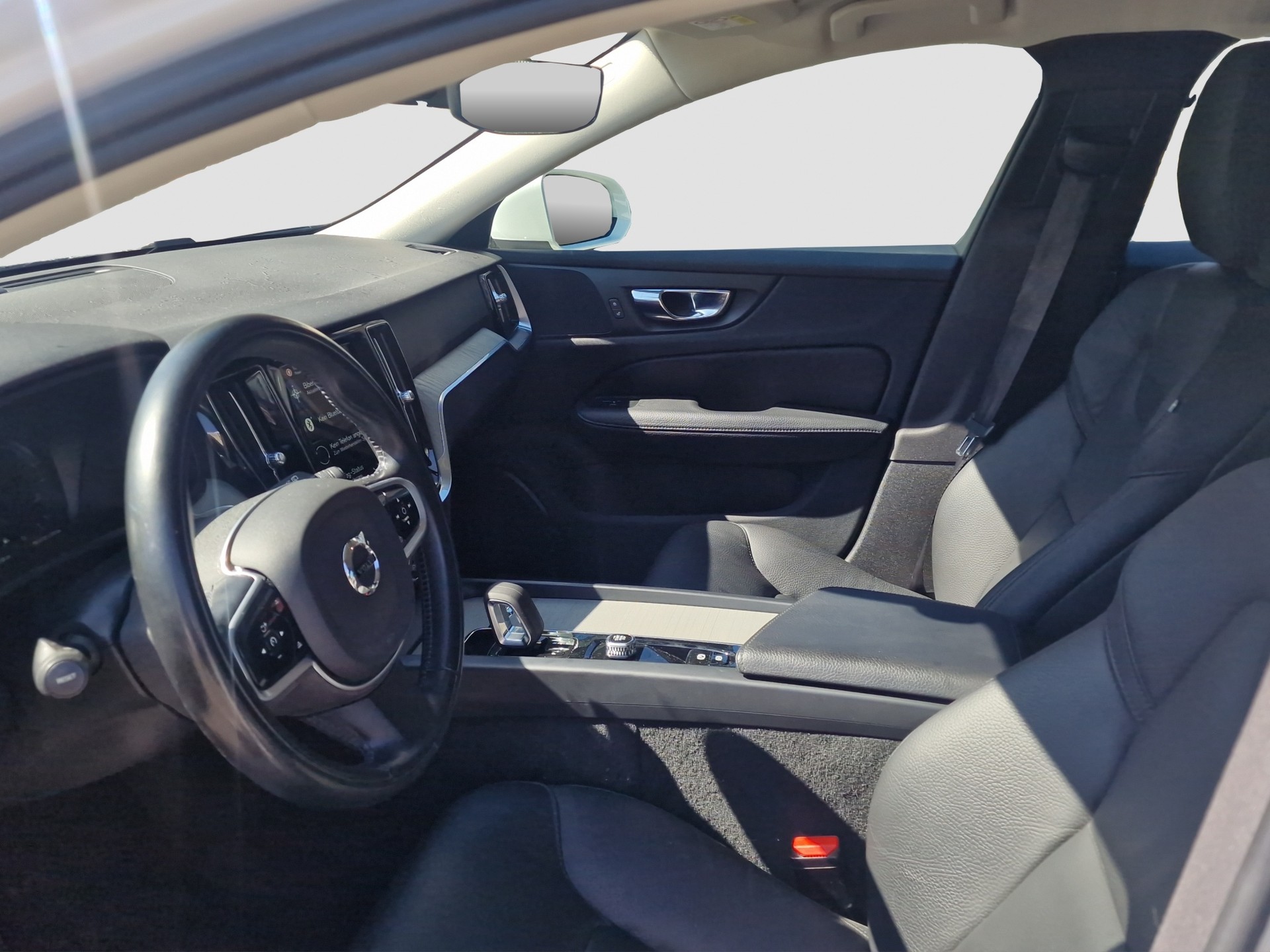 VOLVO V60 Cross Country B4 Diesel Mild Hybrid AWD Geartronic ** Ab MFK und Service ** CH-Auto ** 1. Hand **-image-8